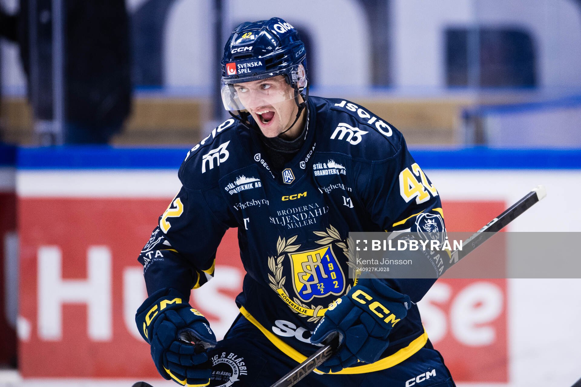 Södertäljes Ludvig Hedström jublar