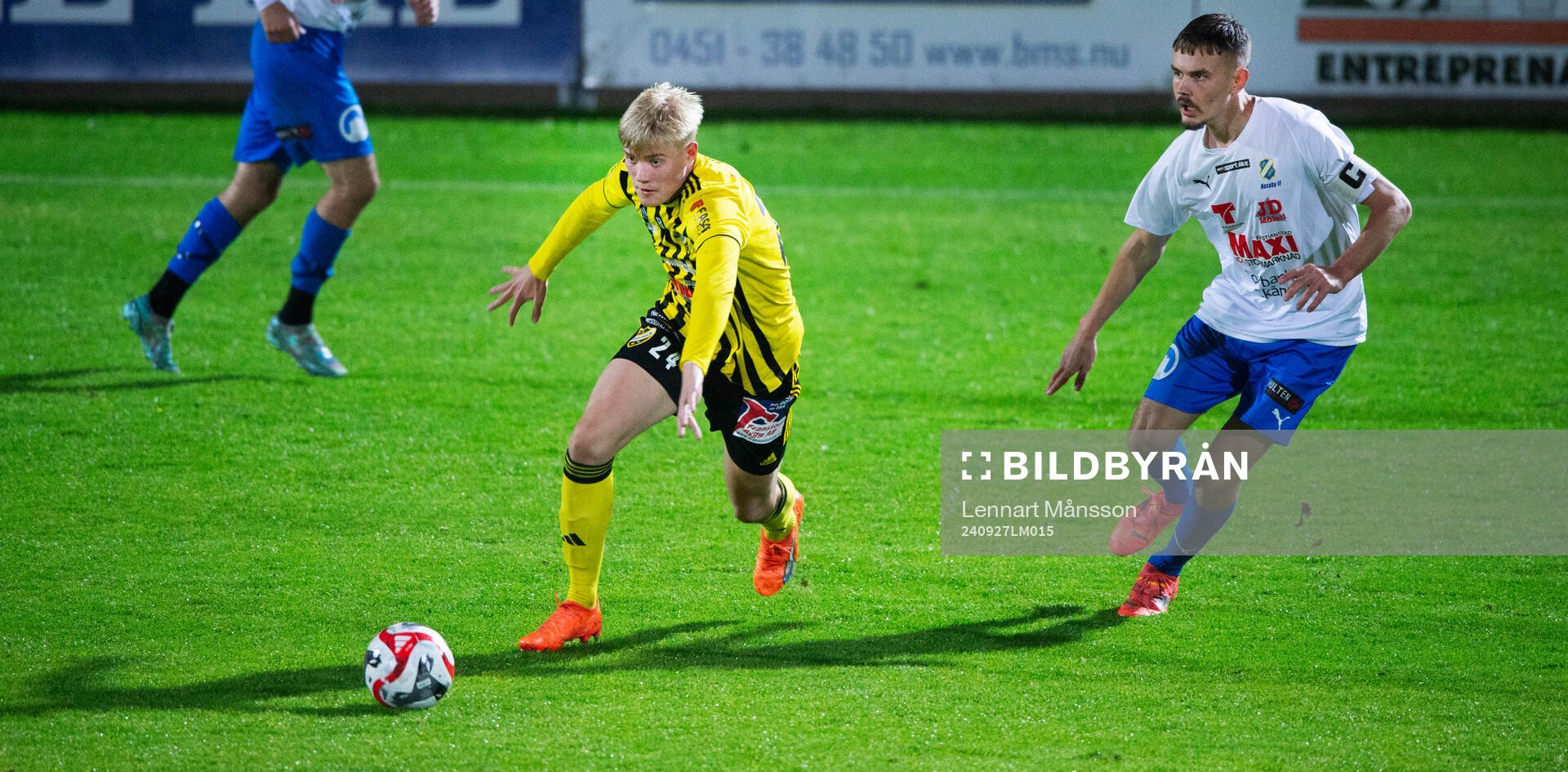 IFK Hässleholms Linus Roslund i matchen i division 2