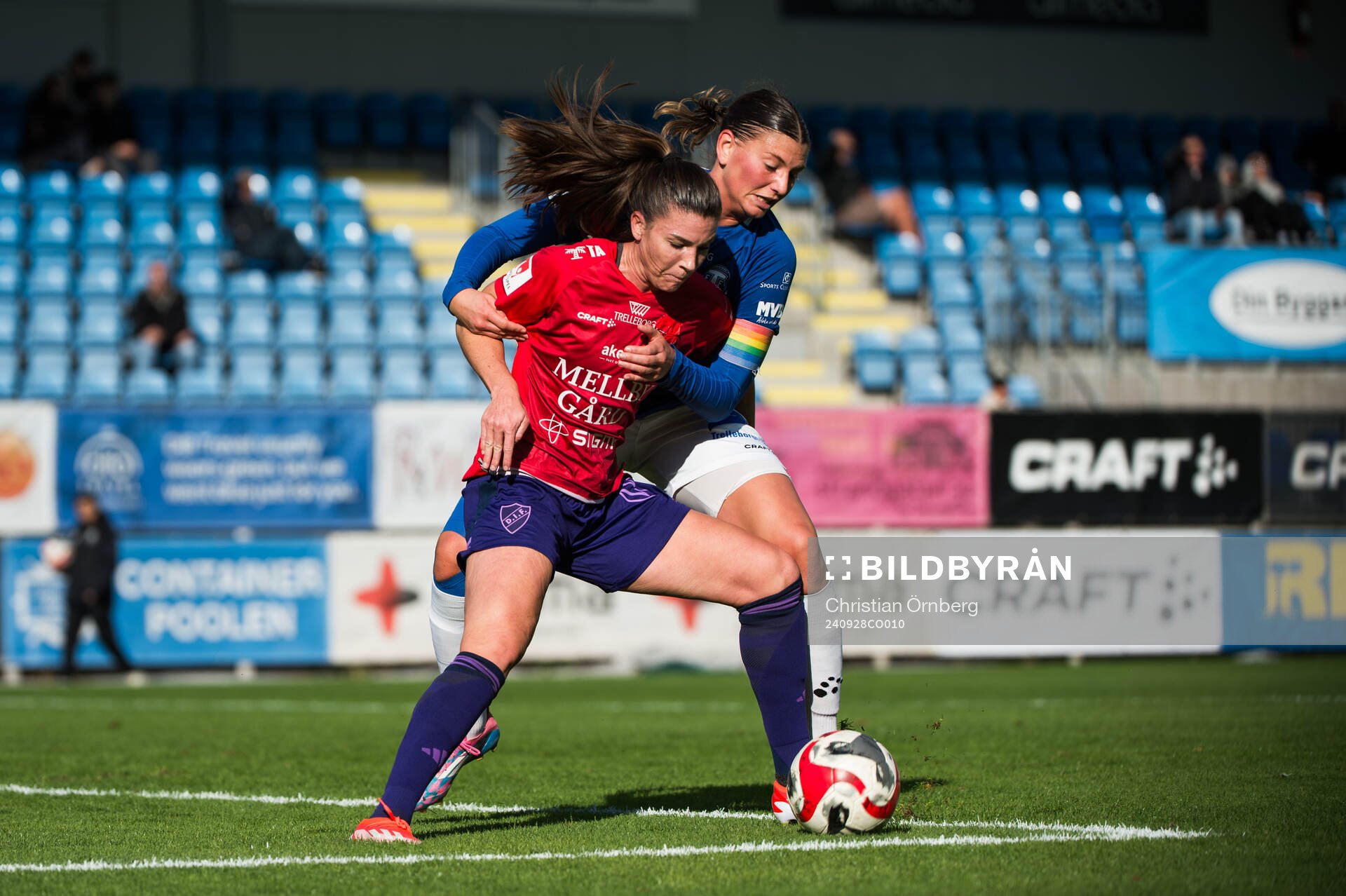 Djurgårdens Pauline Hammarlund och Trelleborgs Saga