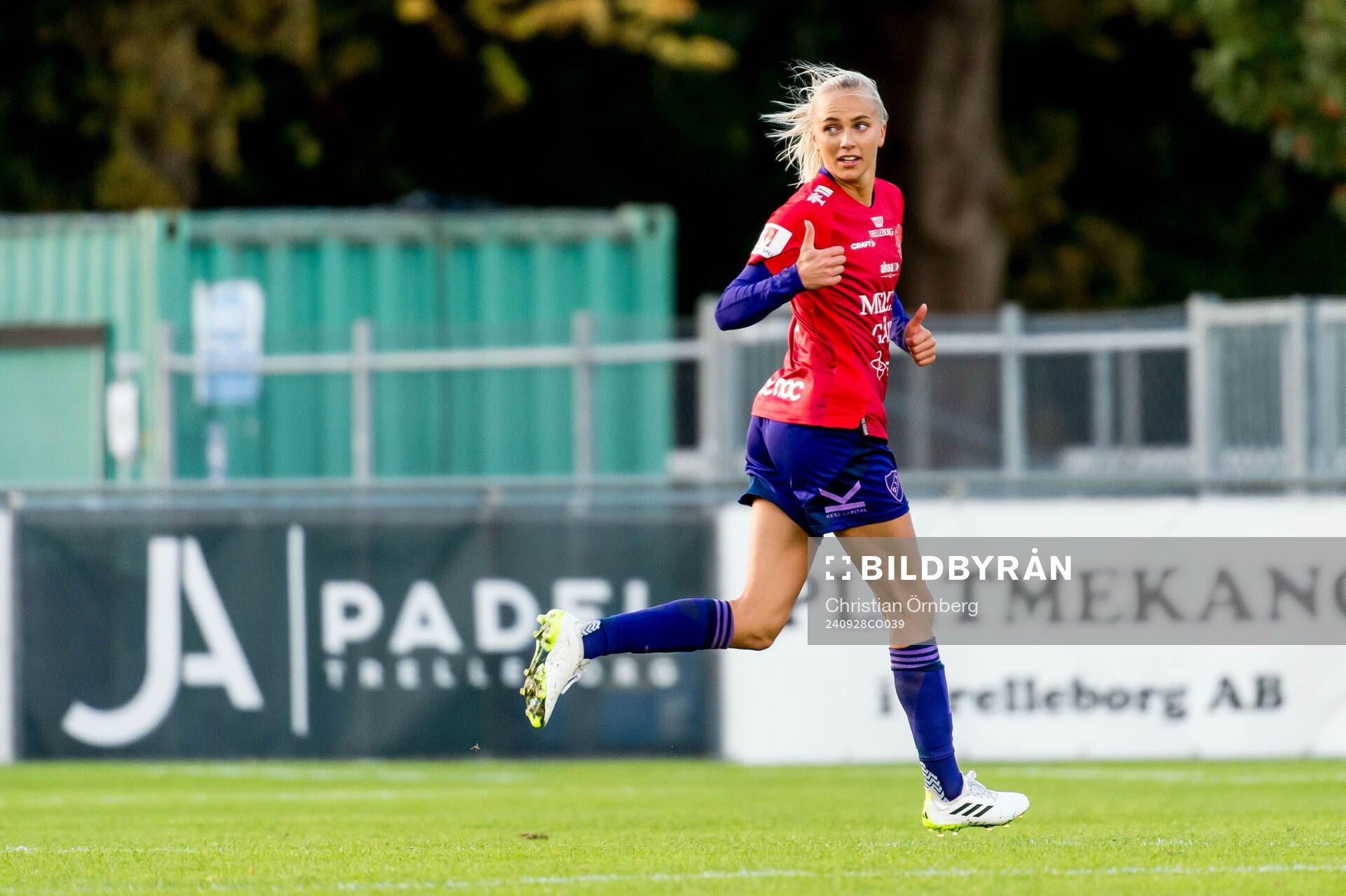 Djurgårdens Sara Lilja Vidlund byts in