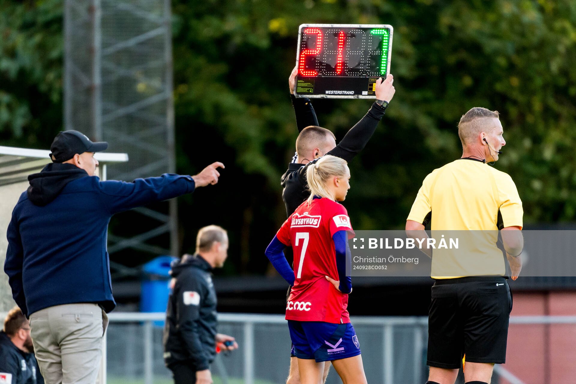 Djurgårdens Sara Lilja Vidlund byts in