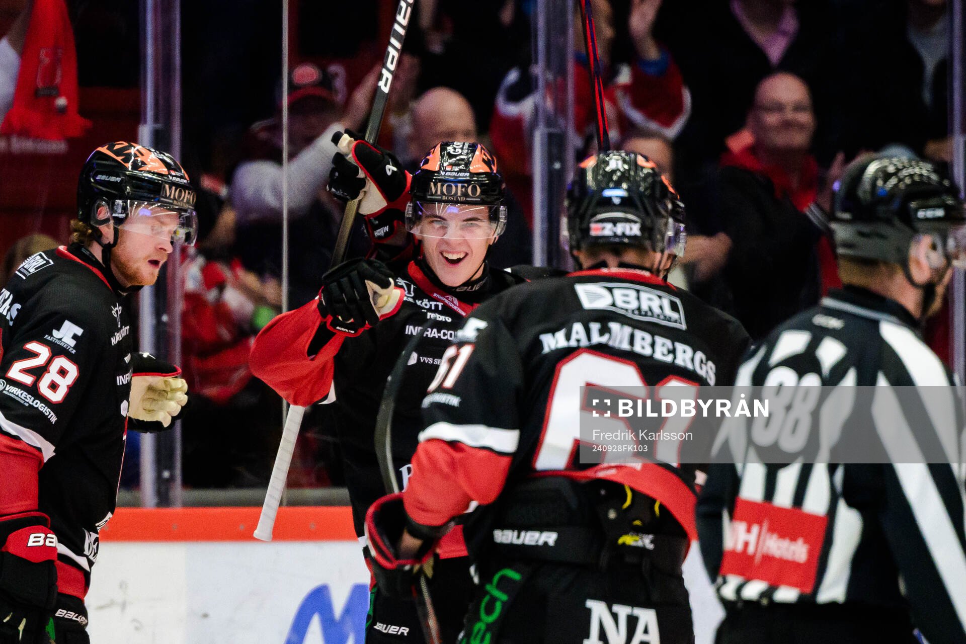 Örebros Linus Arnesson och Melvin Fernström jublar