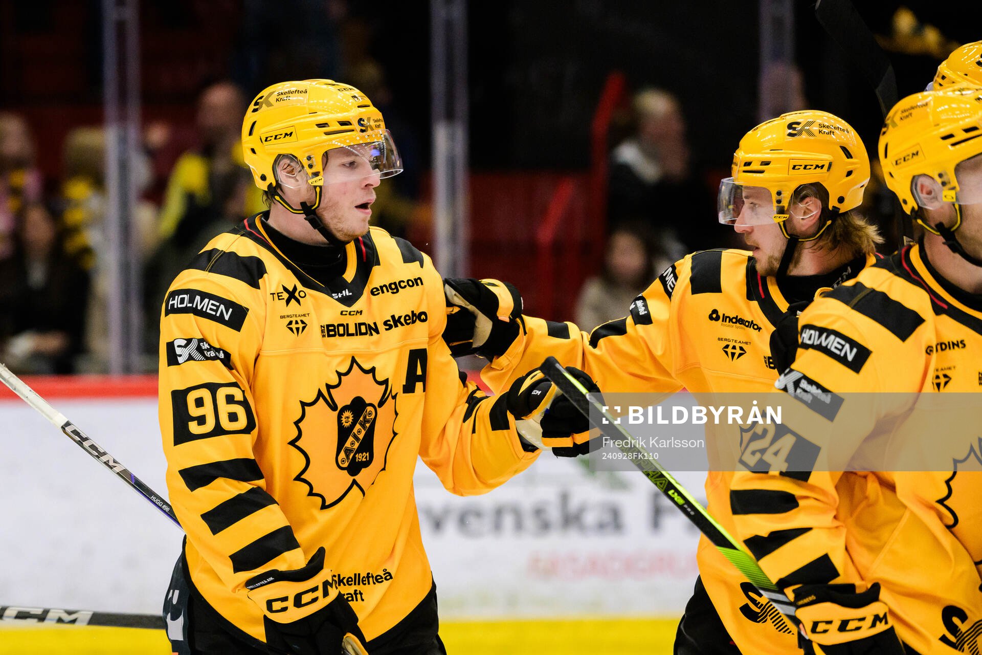 Skellefteås Rickard Hugg jublar