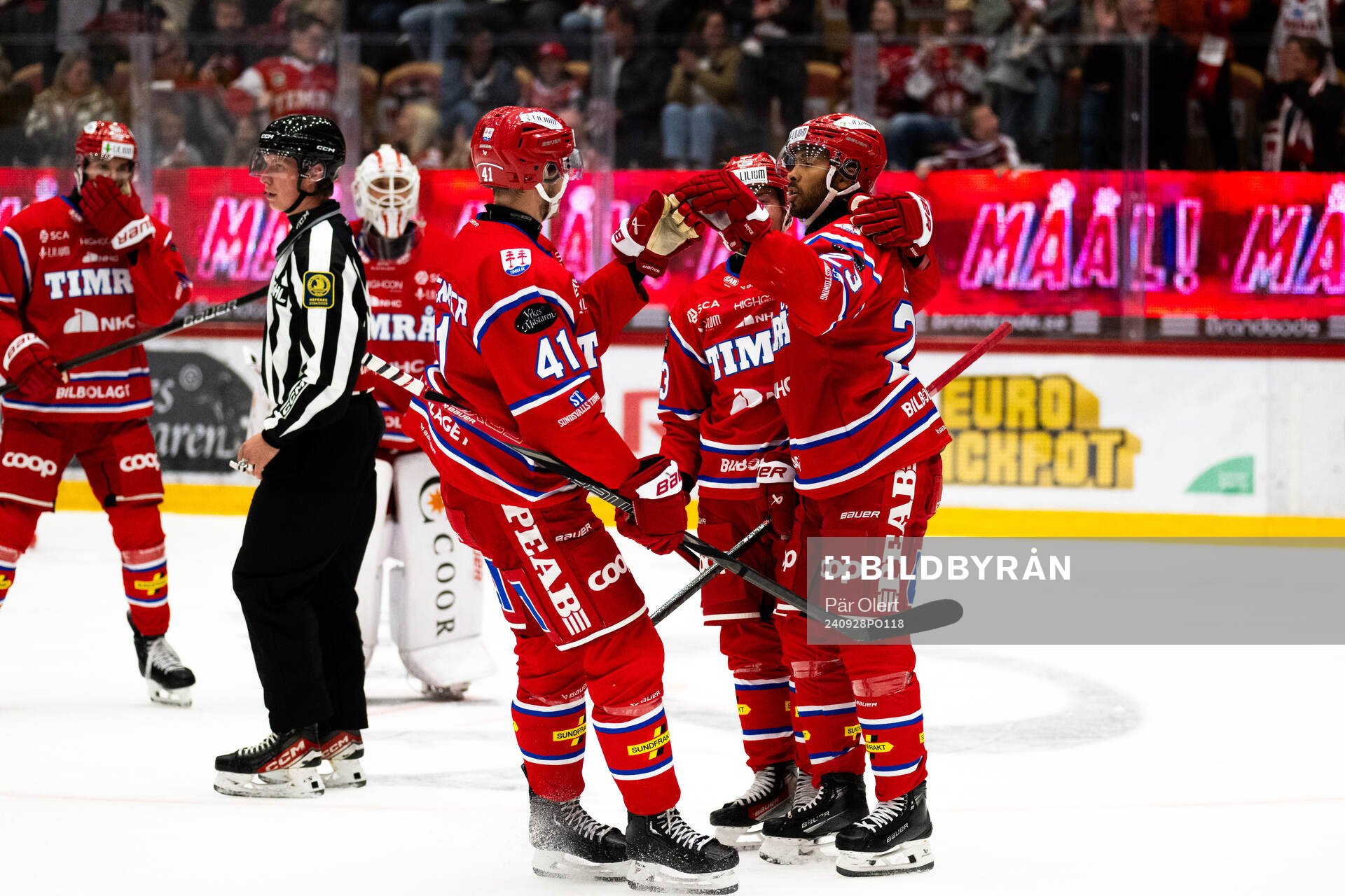 Timrås Jeremy Boyce-Rotevall jublar