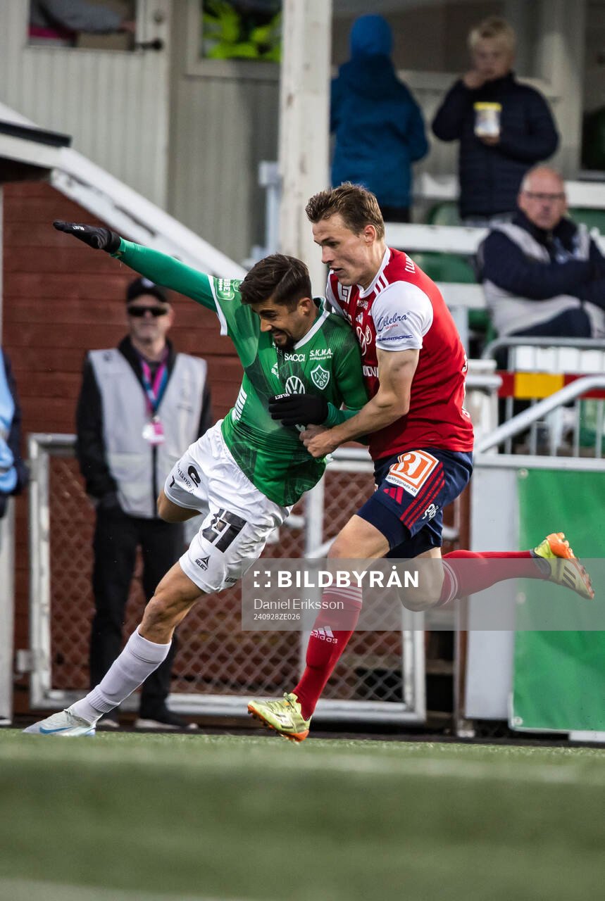 Brages Emil Tot Wikström och Sandvikens IFs Daniel