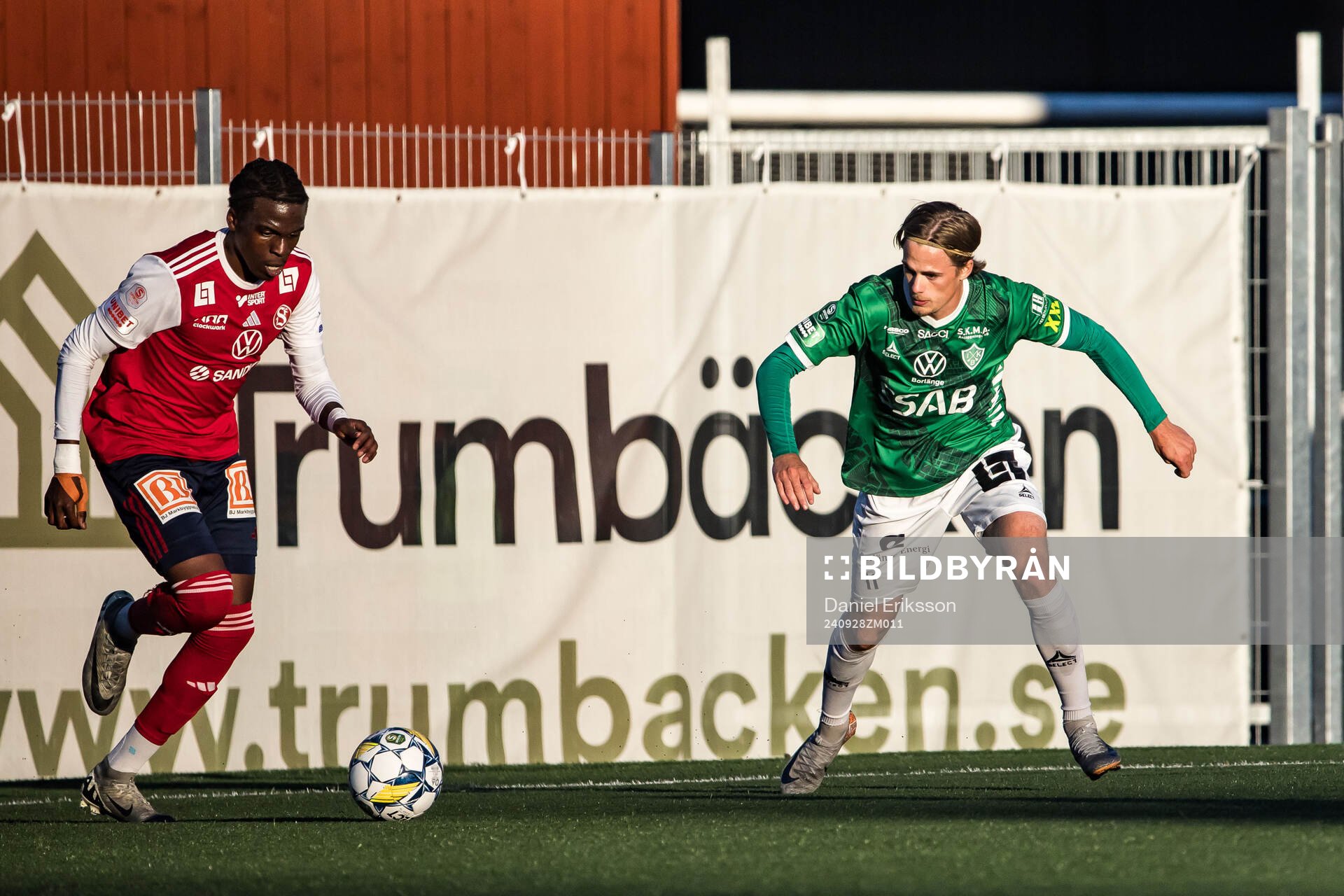 Sandvikens IFs Calvin Kabuye och Brages Johan Arvidsson