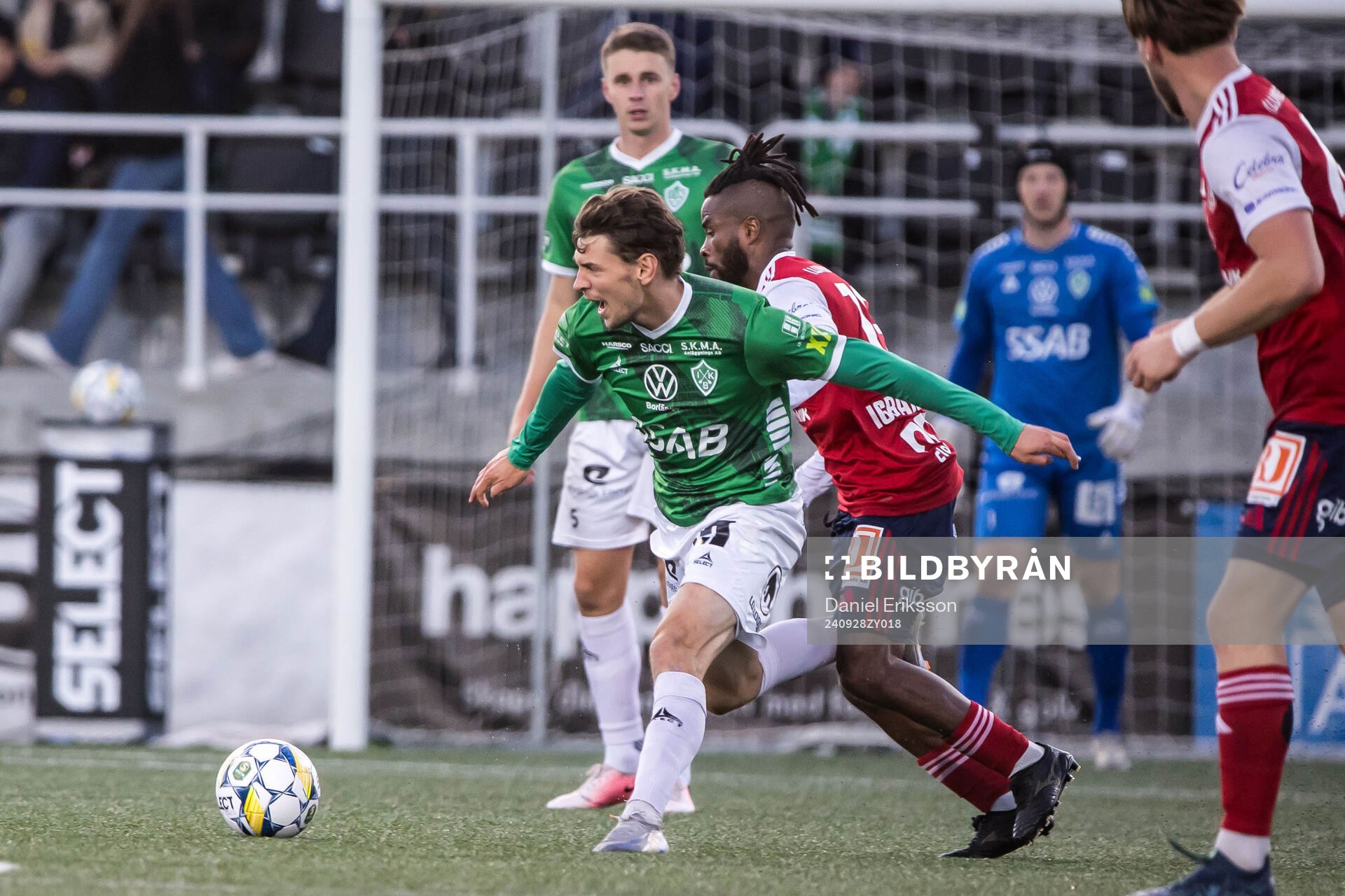 Brages Johan Arvidsson och Sandvikens IFs John Junior