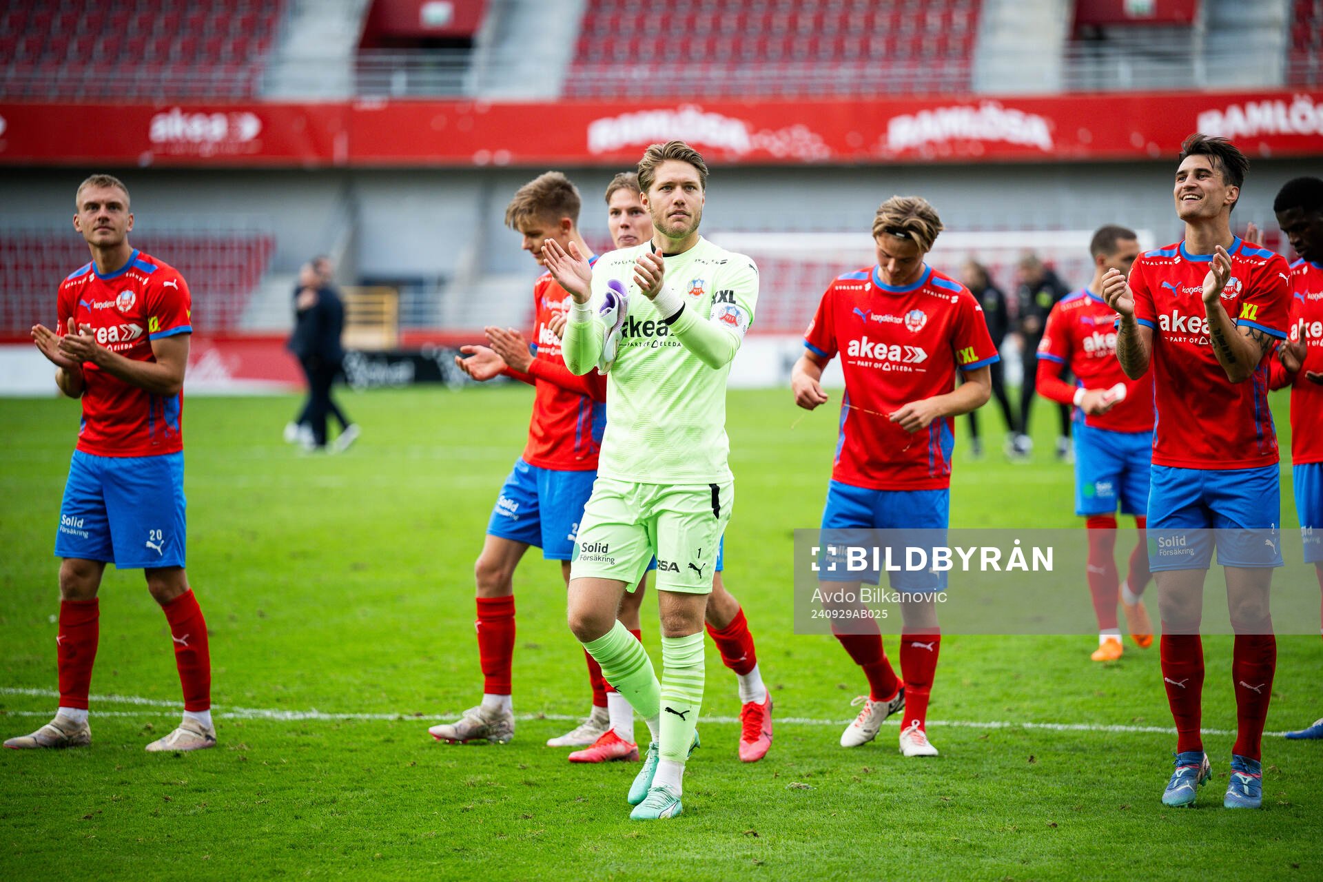 Helsingborgs målvakt Kalle Joelsson jublar