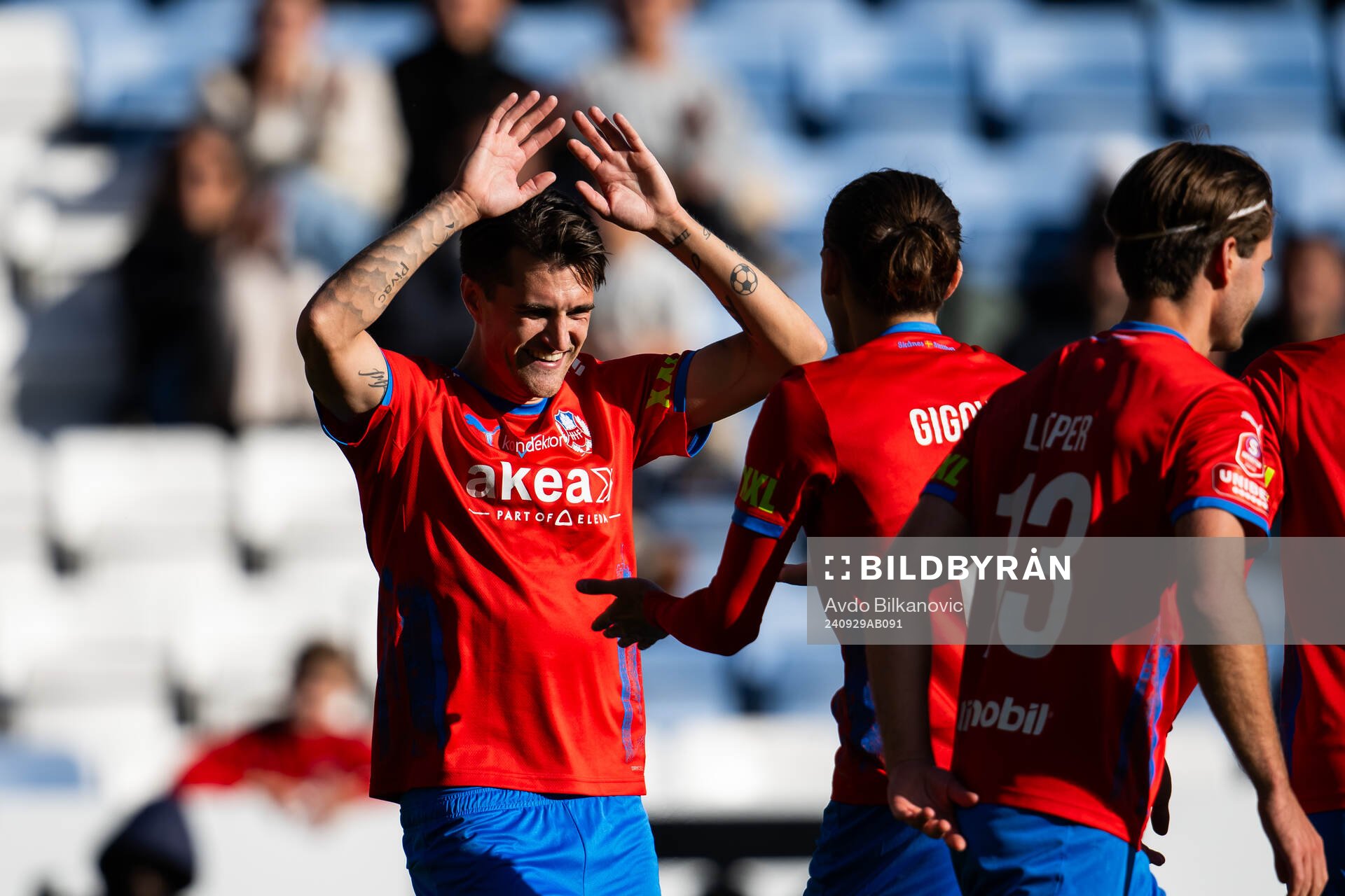 Helsingborgs Jon Birkfeldt och Ervin Gigovic jublar
