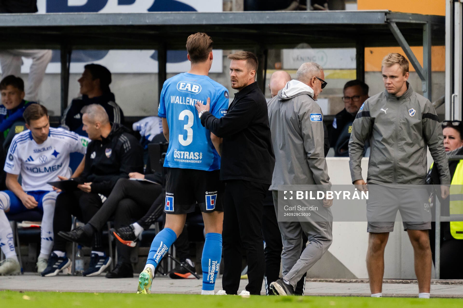 Halmstads Gabriel Wallentin lämnar planen