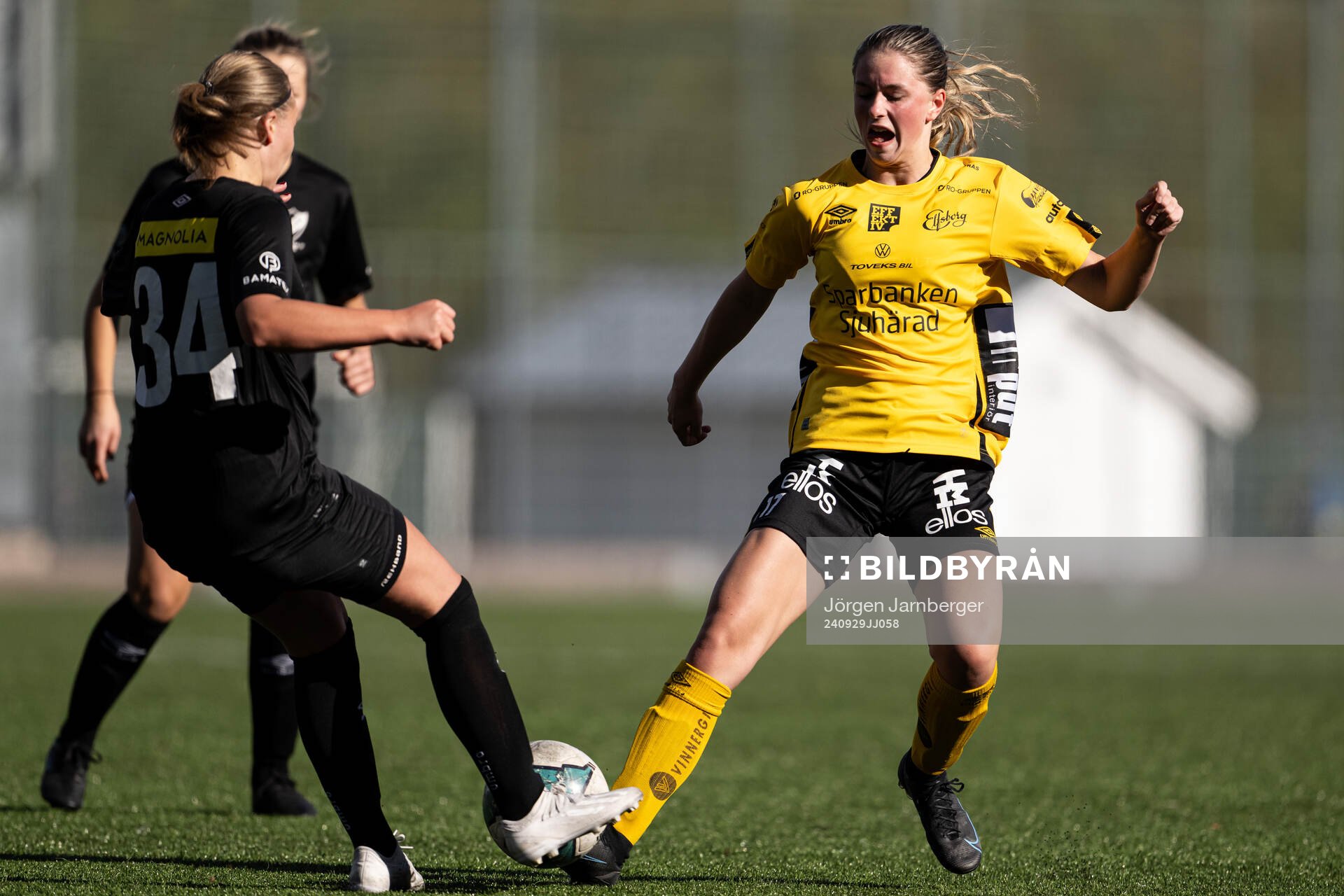 Elfsborgs Lova Mobaeck under fotbollsmatchen i Division 4 södra mellan Kronäng och Elfsborg den 29 september 2024 i Borås. 