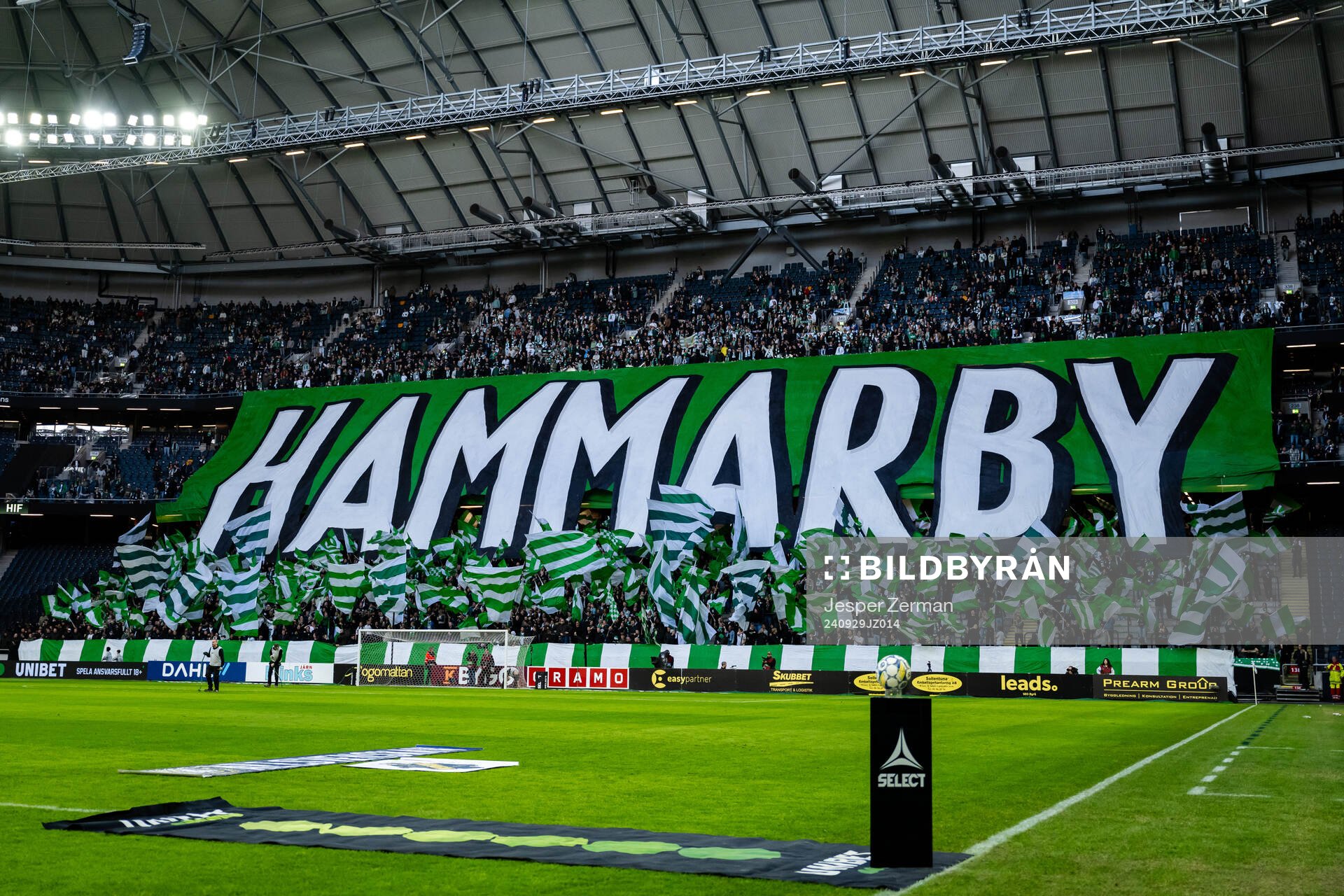 Hammarbys supportrar med tifo