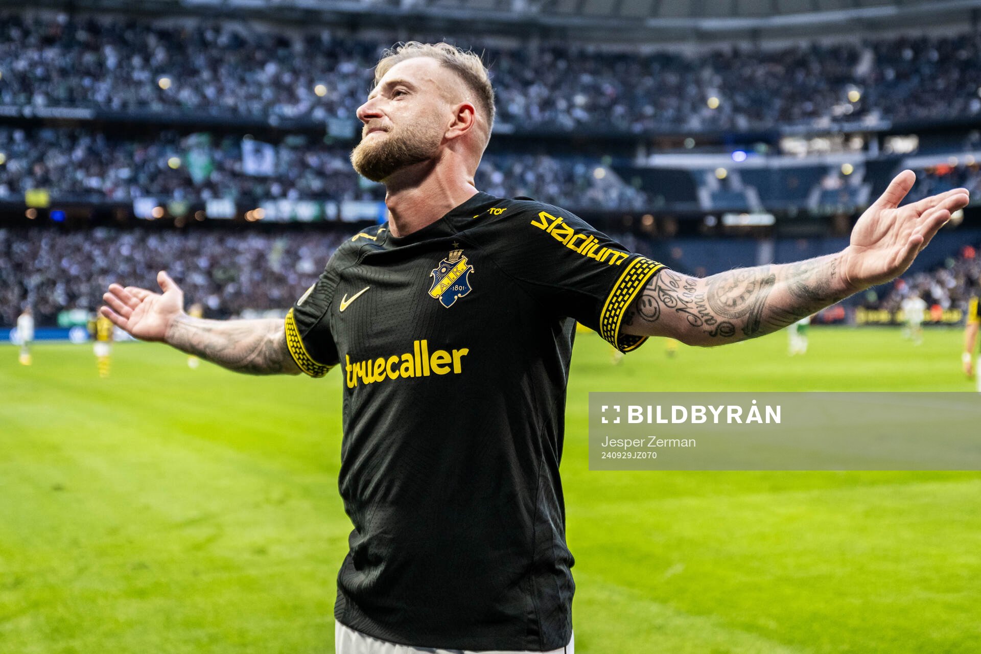 AIKs John Guidetti jublar