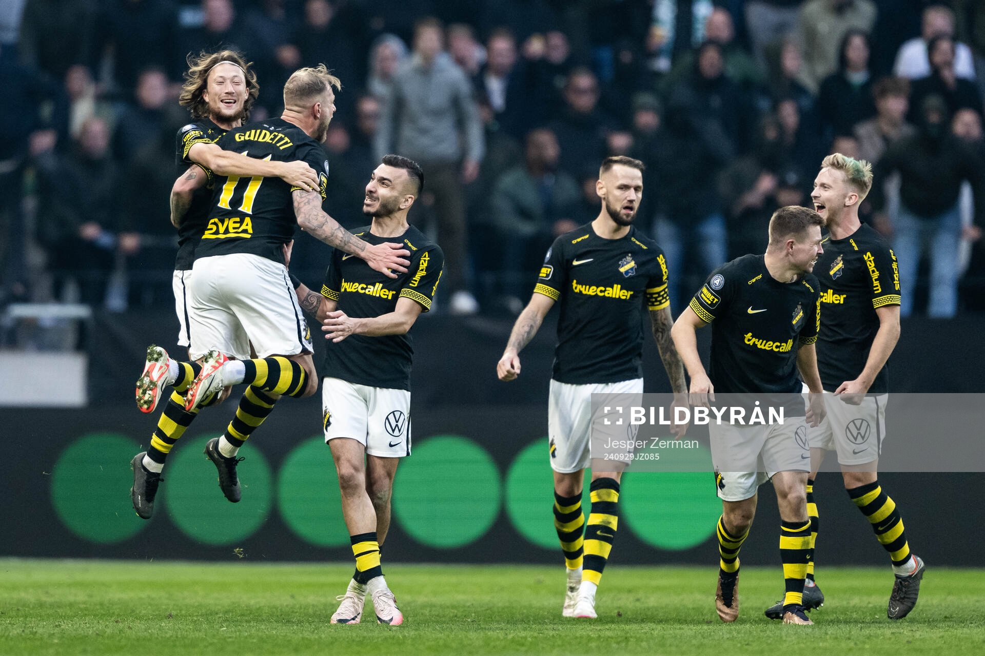 AIKs John Guidetti jublar