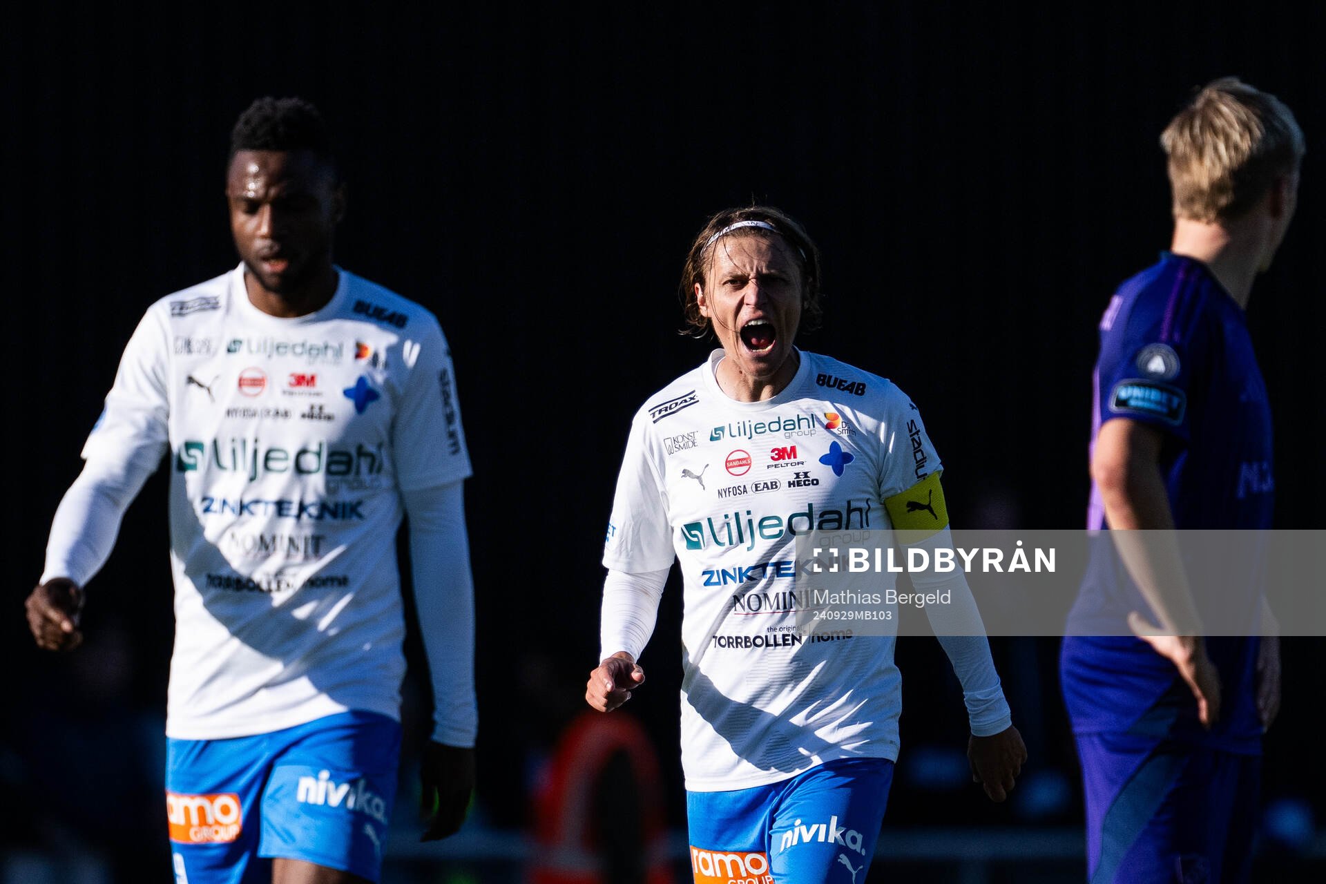 Värnamos Simon Thern jublar