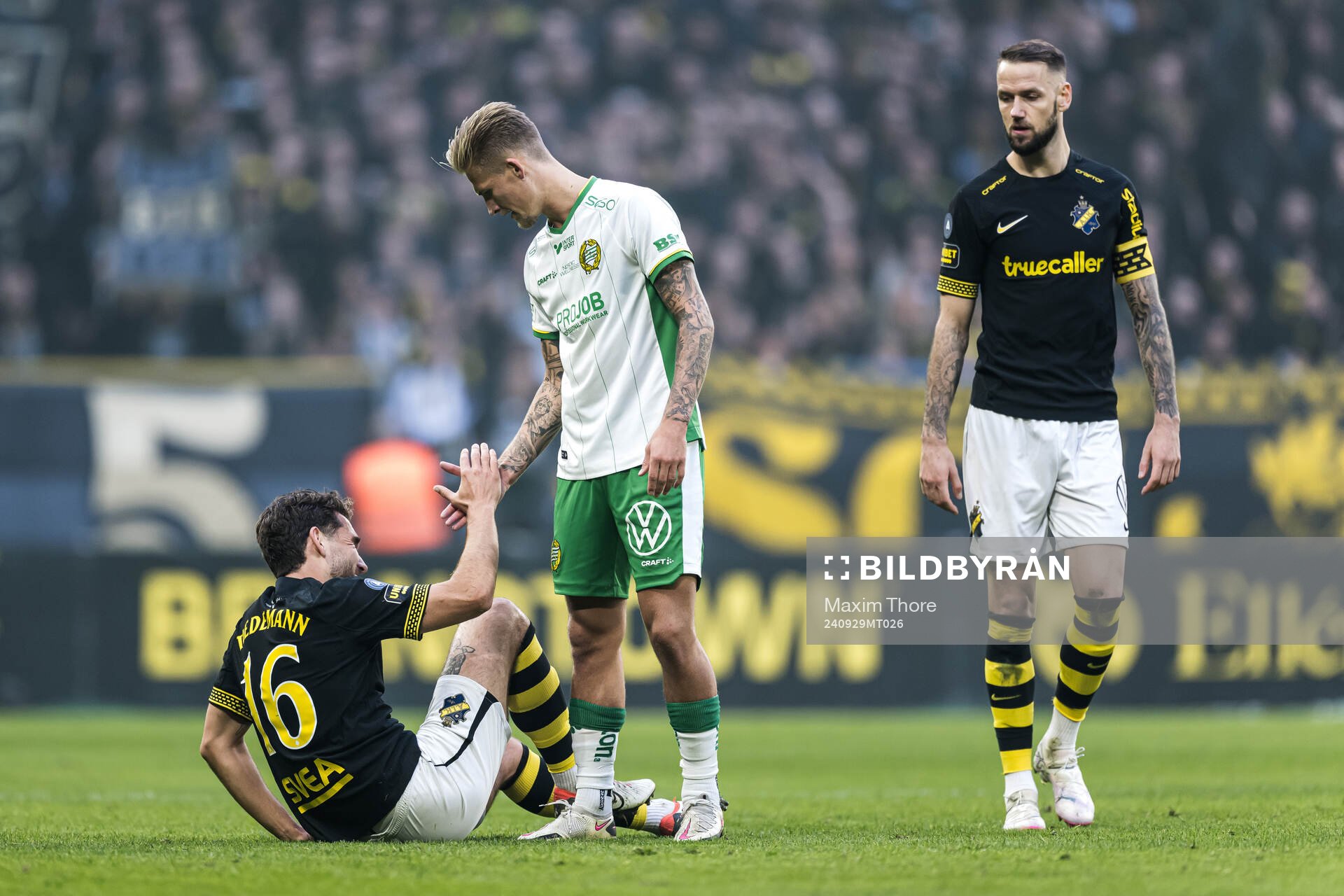 AIKs Benjamin Tiedemann Hansen och Hammarbys Fredrik Hammar