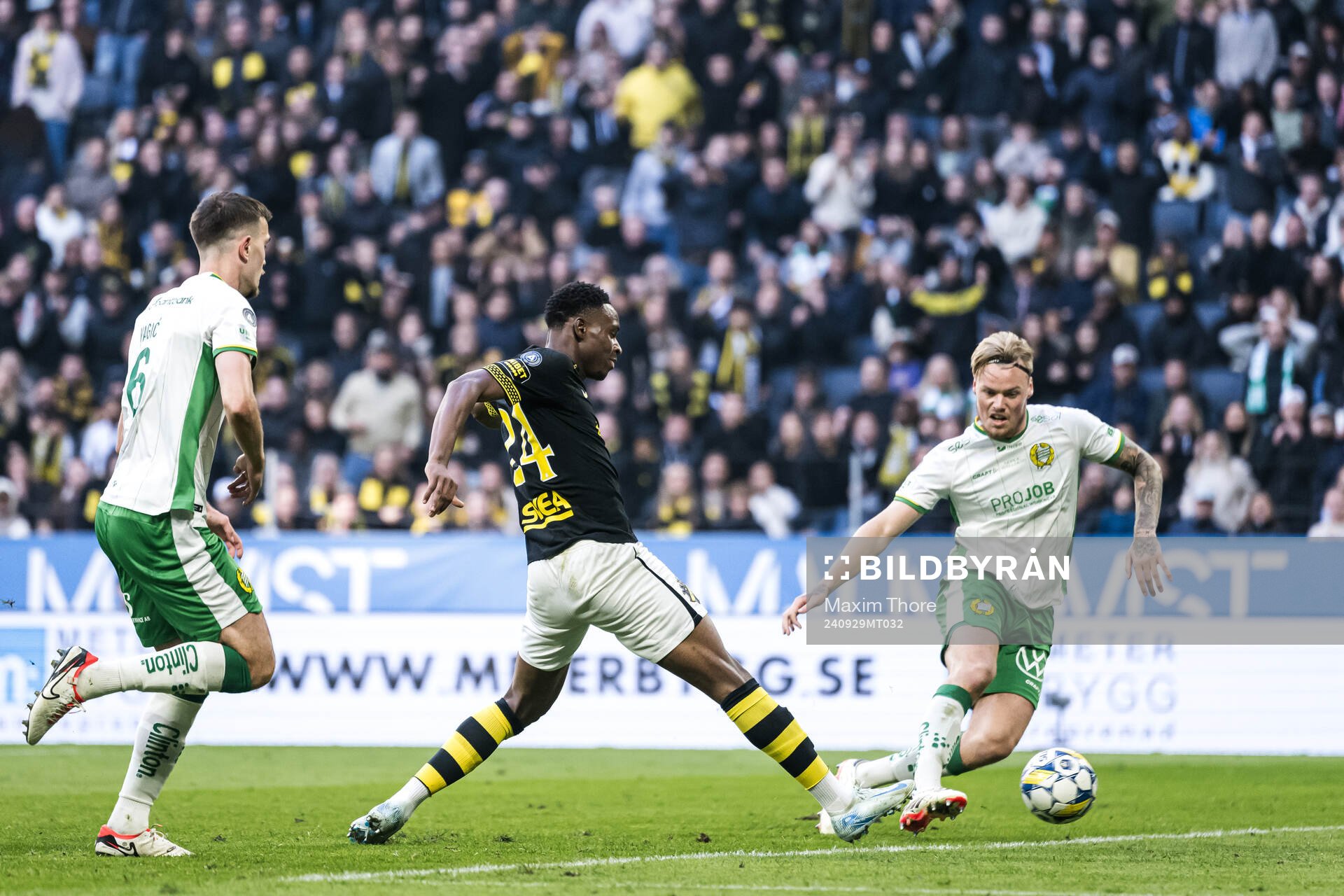 AIKs Mouhamed Lamine Fanne Dabo och Hammarbys Pavle Vagic