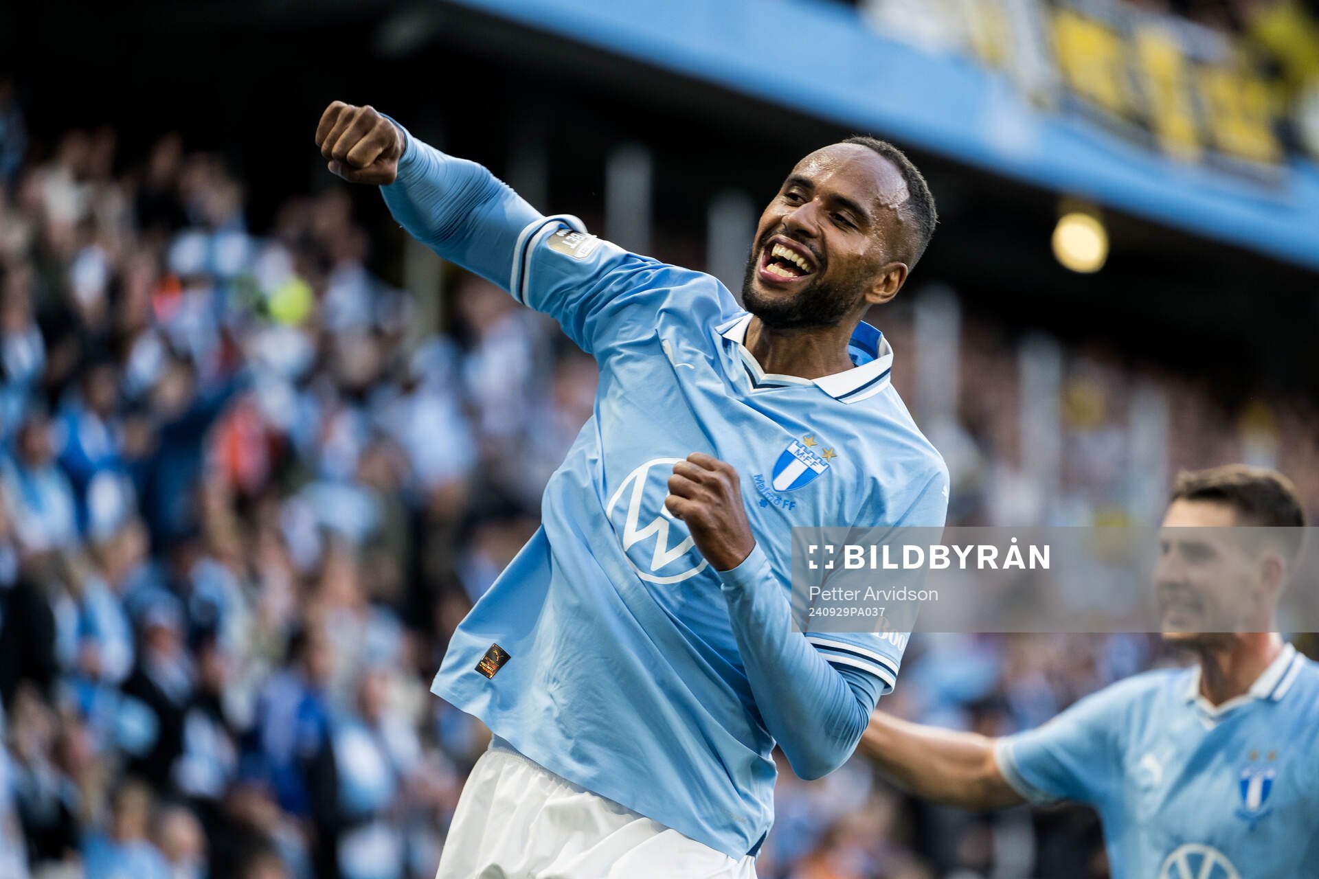 Malmö FFs Isaac Kiese Thelin jublar