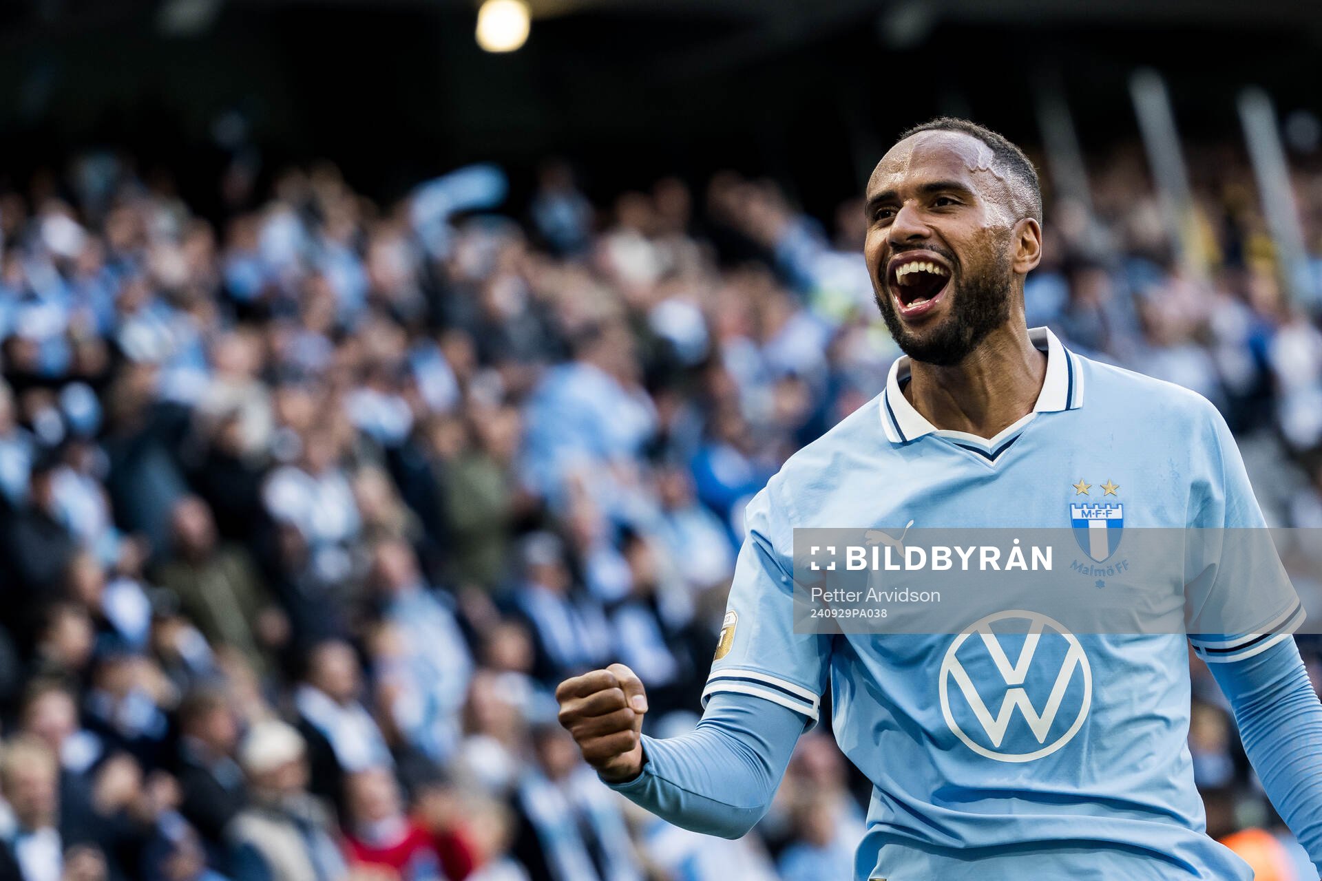 Malmö FFs Isaac Kiese Thelin jublar