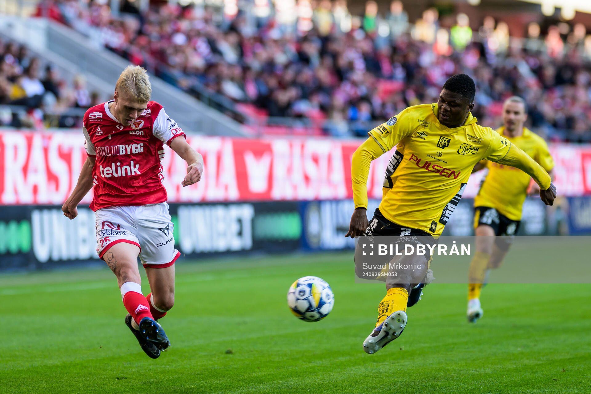Kalmars Rony Jansson och Elfsborgs Terry Yegbe