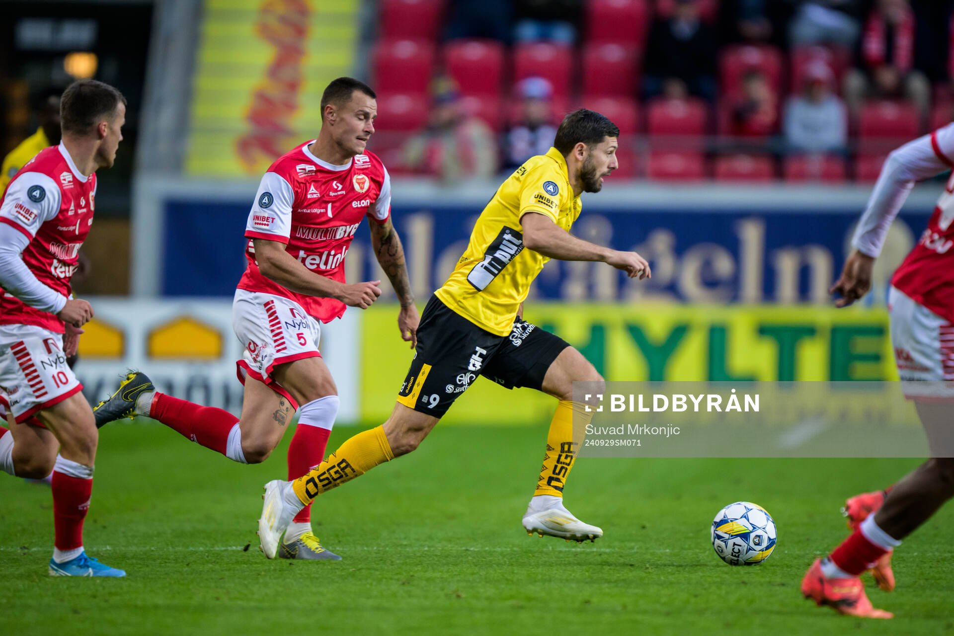 Kalmars Melker Hallberg och Elfsborgs Arber Zeneli