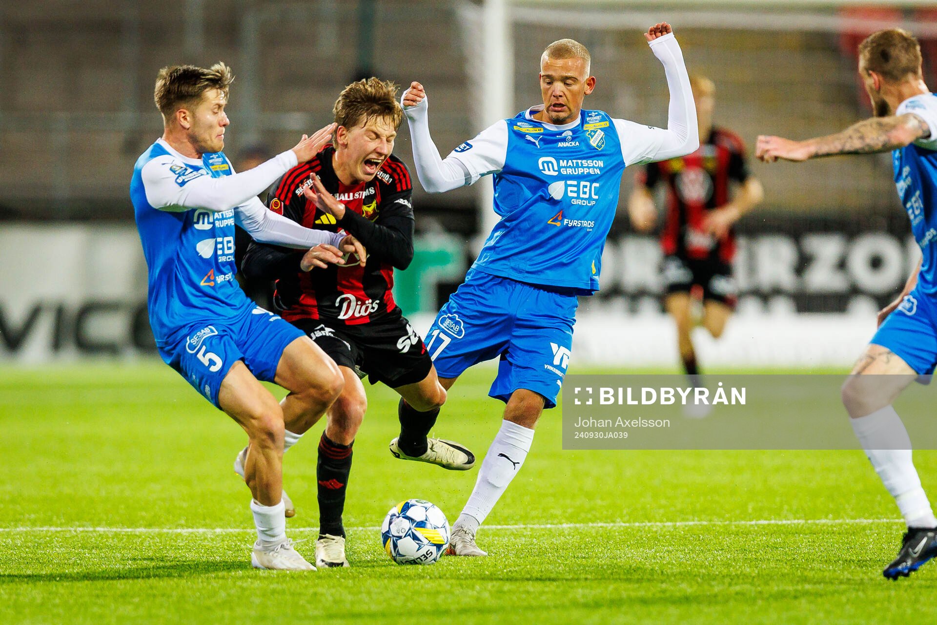 Östersunds Albin Sporrong och IK Oddevolds Anton Snibb och