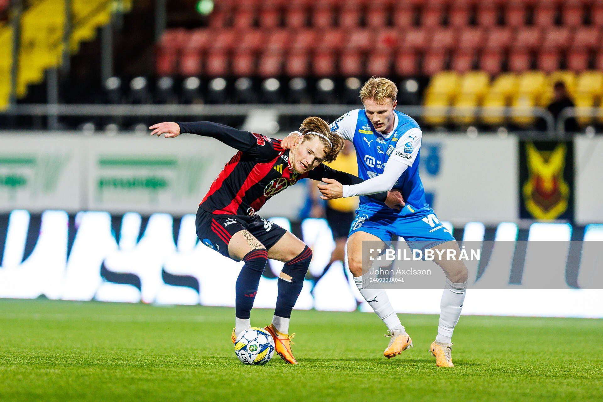 Östersunds Sebastian Karlsson Grach och IK Oddevolds
