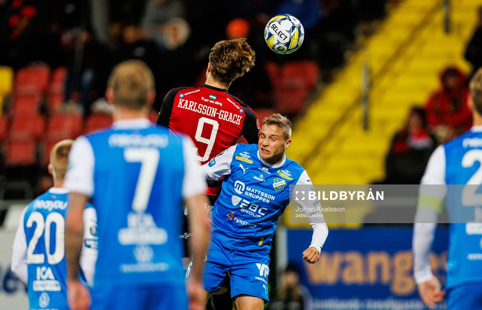Östersunds Sebastian Karlsson Grach och IK Oddevolds Adam