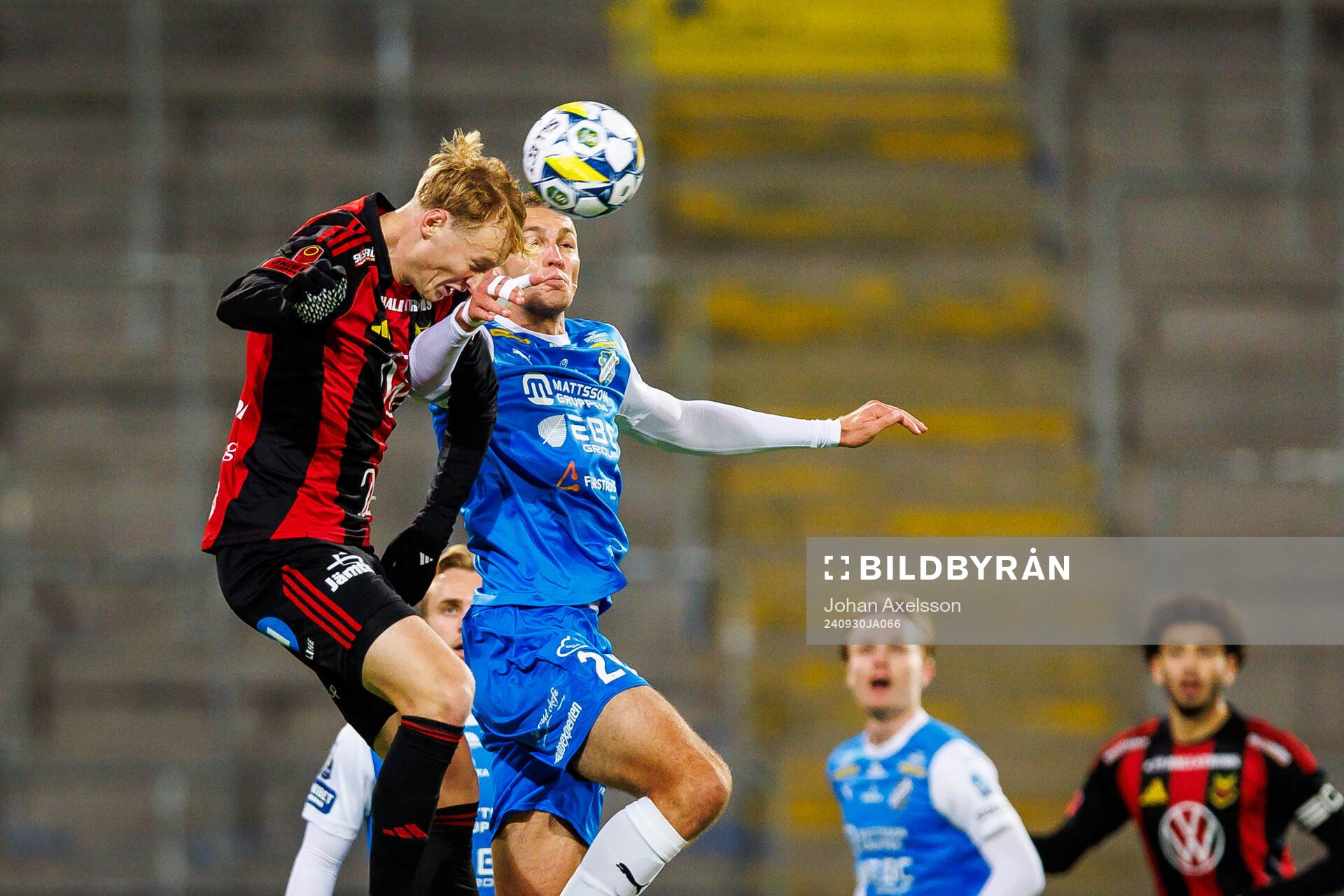 Östersunds Henrik Norrby och IK Oddevolds Gabriel Sandberg
