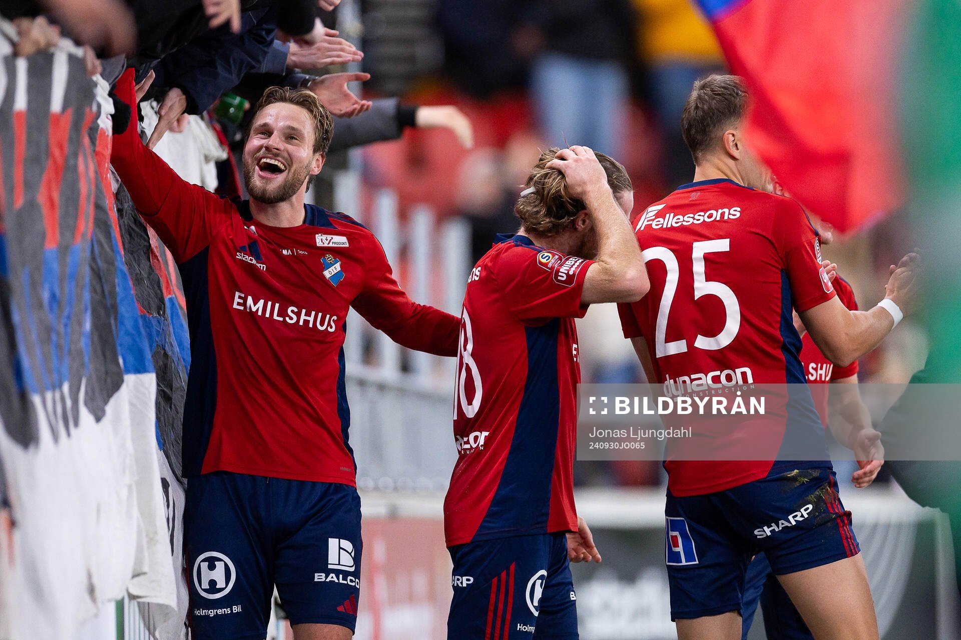 Östers Niklas Söderberg jublar