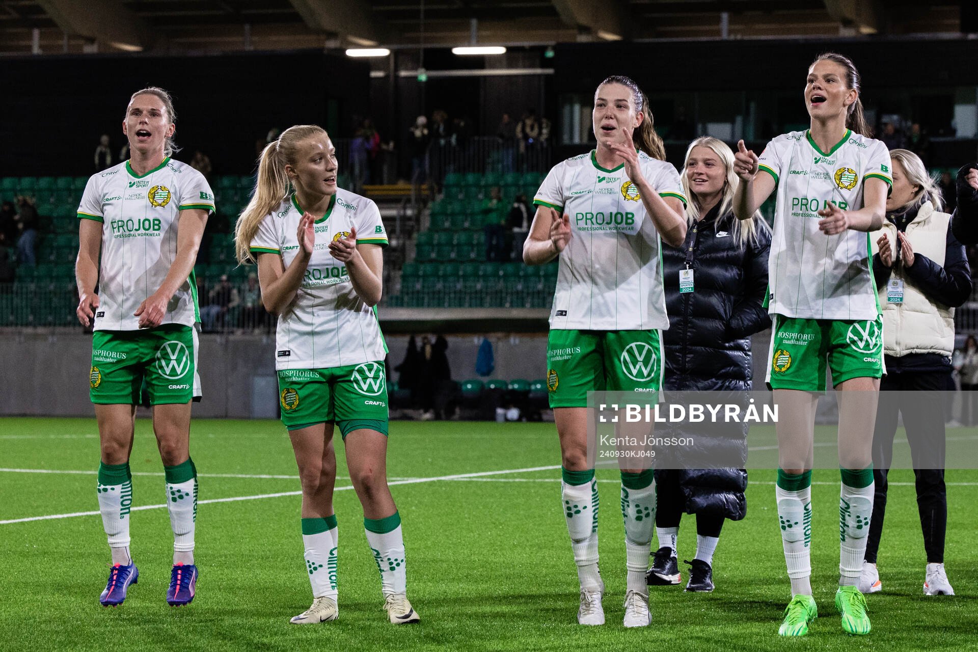 Hammarbys Jonna Andersson, Smilla Holmberg, Emma Westin och