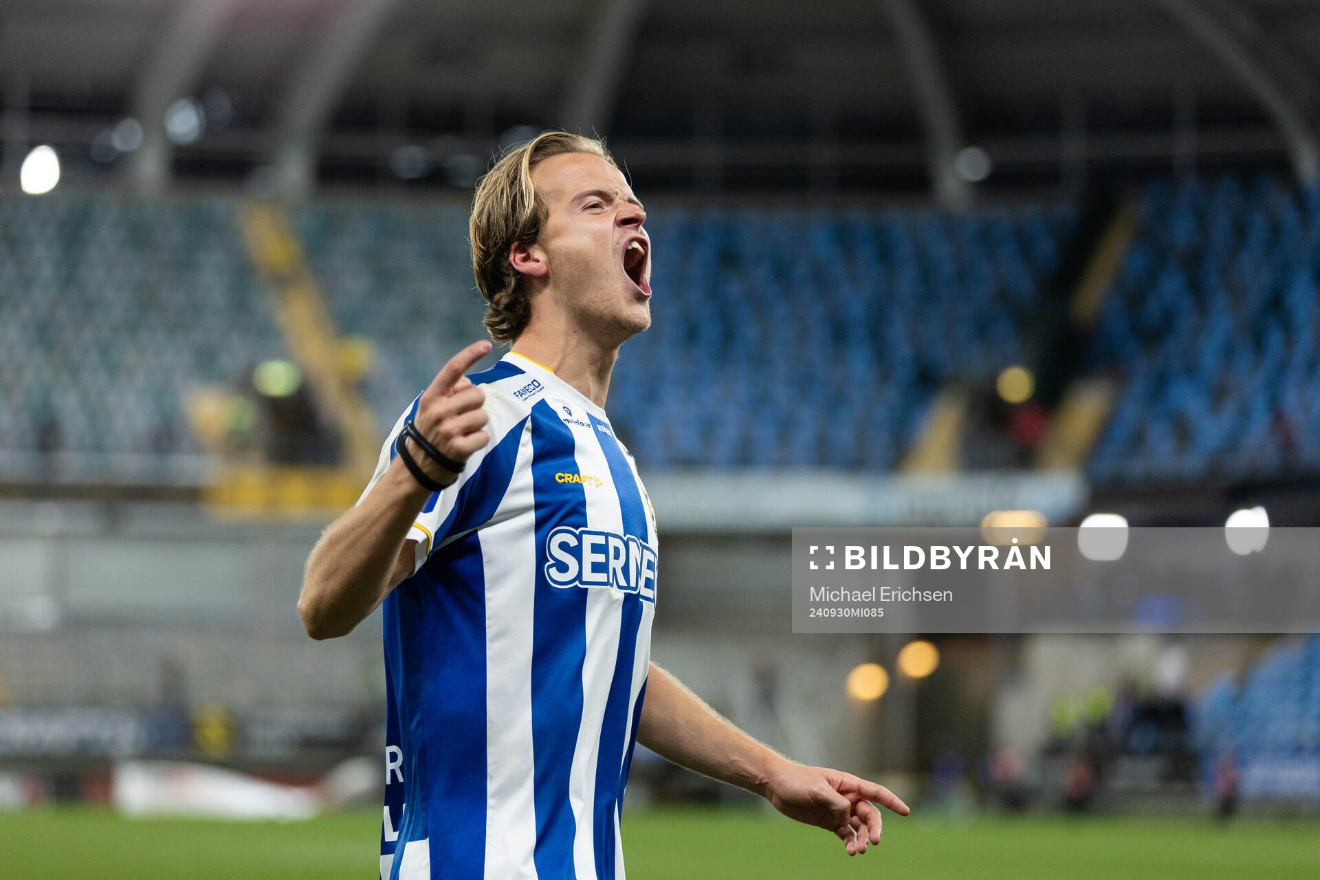 IFK Göteborgs August Erlingmark jublar och sjunger