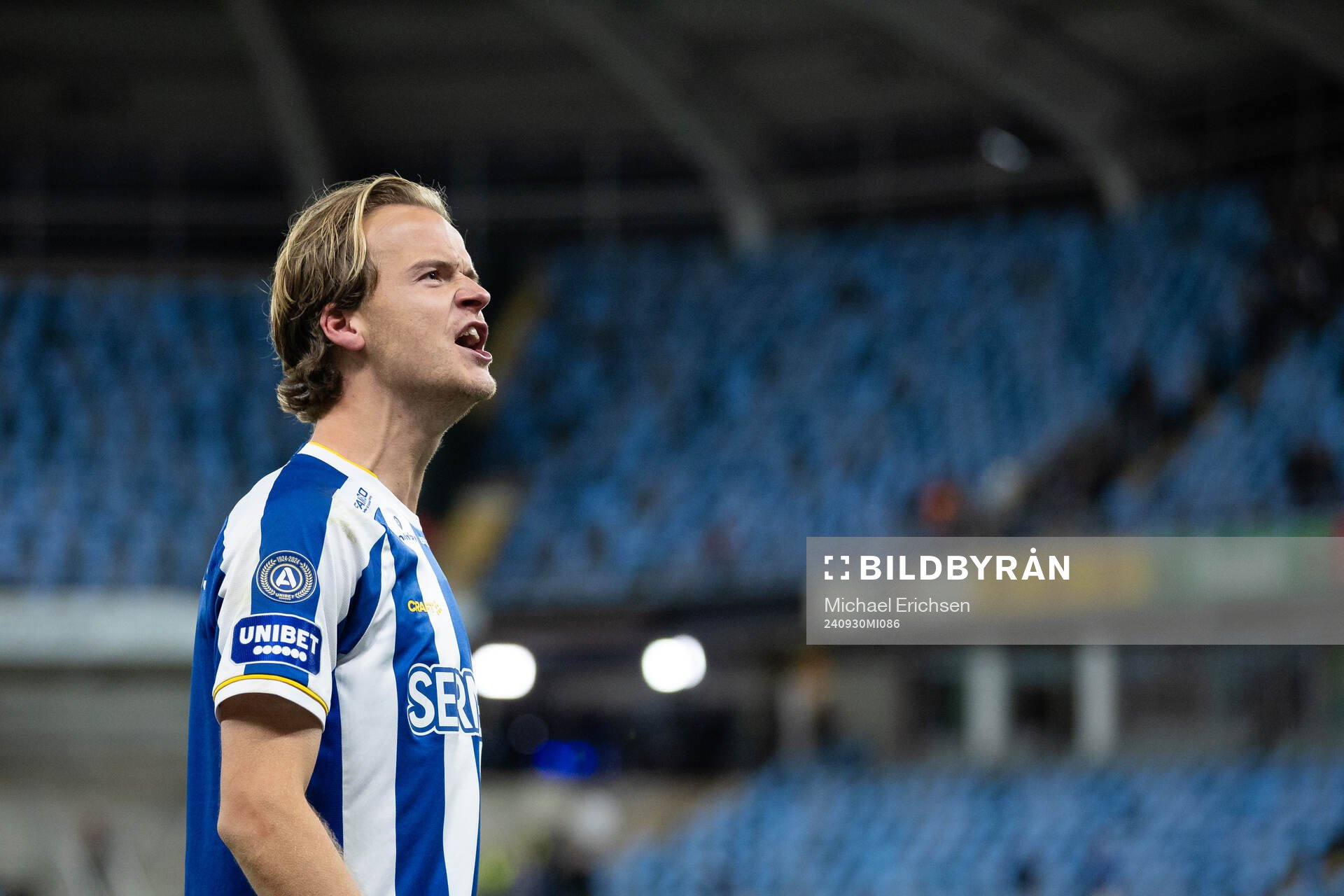 IFK Göteborgs August Erlingmark jublar och sjunger