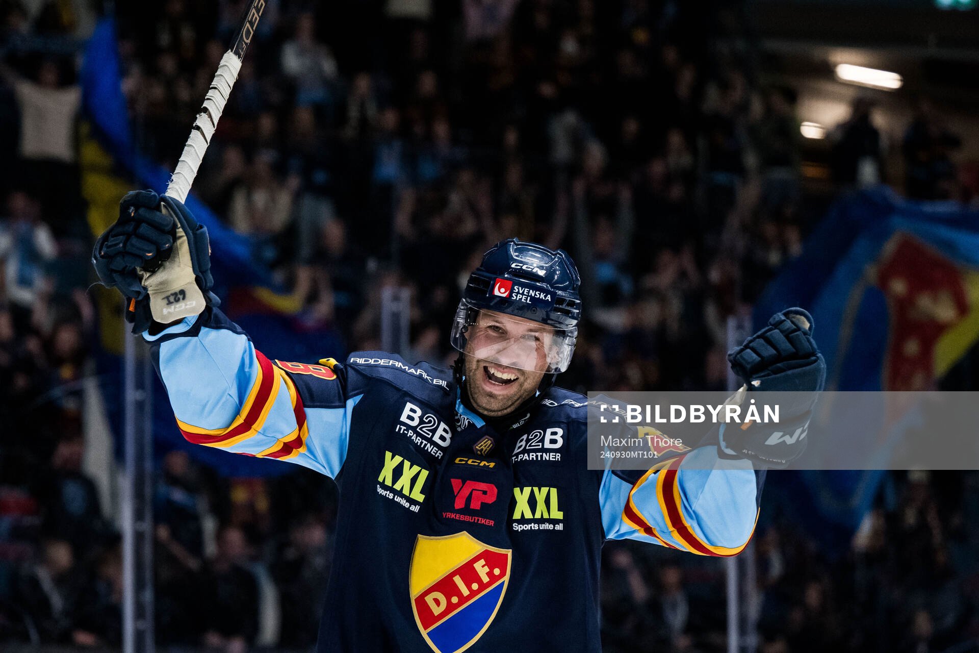 Djurgårdens Dick Axelsson jublar