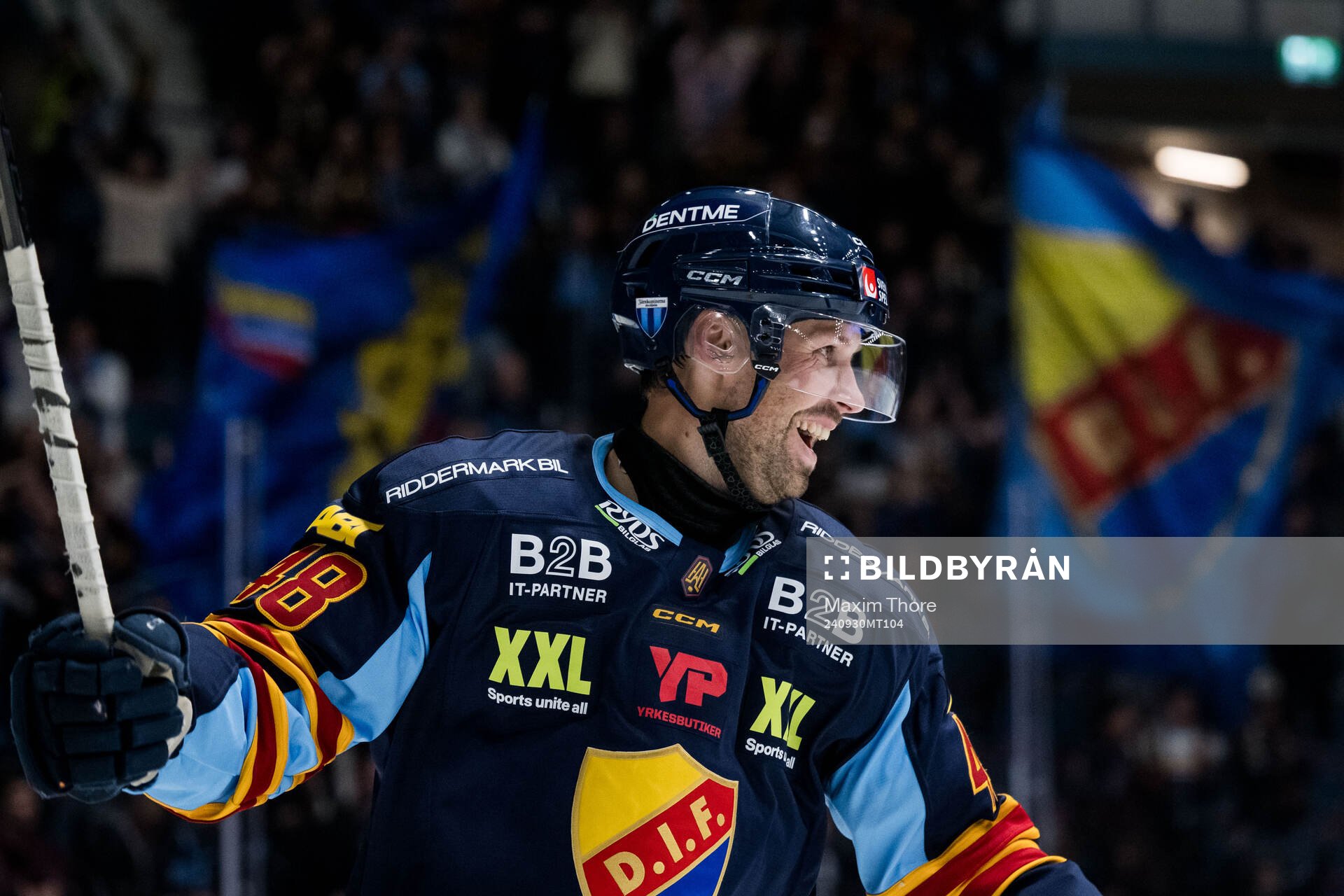 Djurgårdens Dick Axelsson jublar