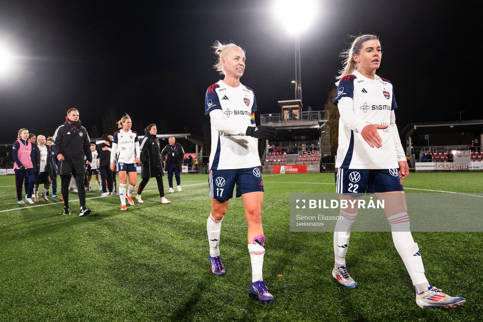 FC Rosengårds Caroline Seger och Olivia Schough jublar