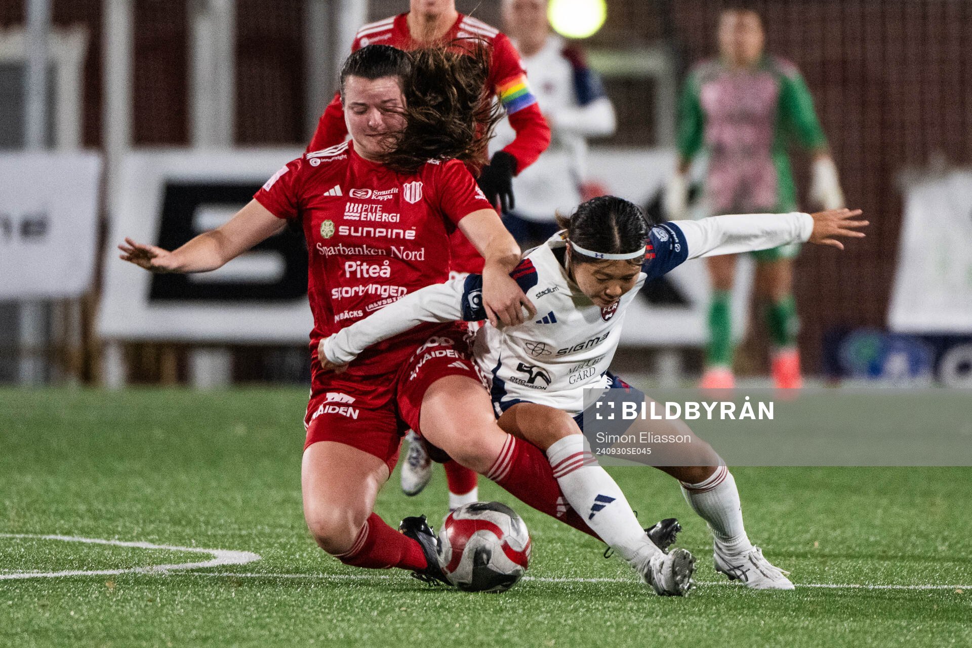 Piteås Hannah Tillett och FC Rosengårds Mai Kadowaki