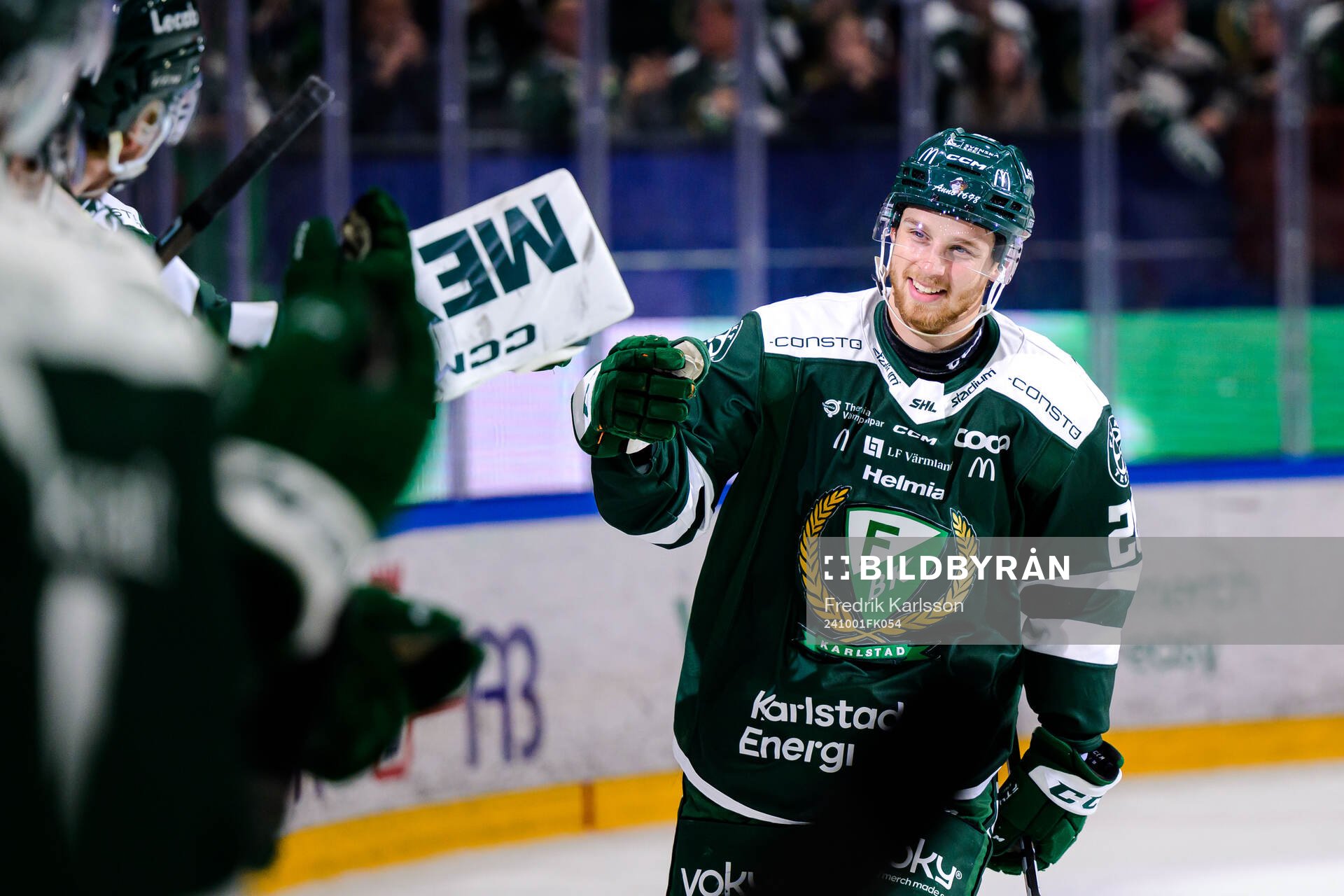 Färjestads Marcus Westfält jublar