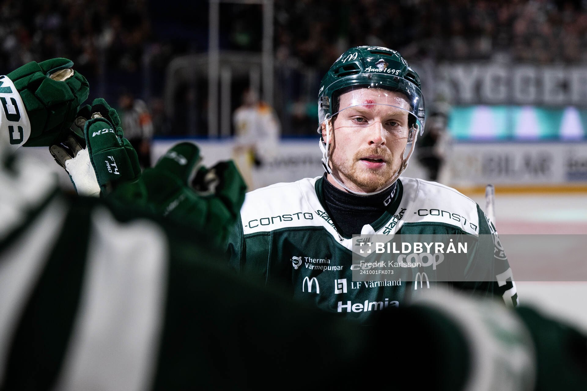 Färjestads Oskar Steen jublar