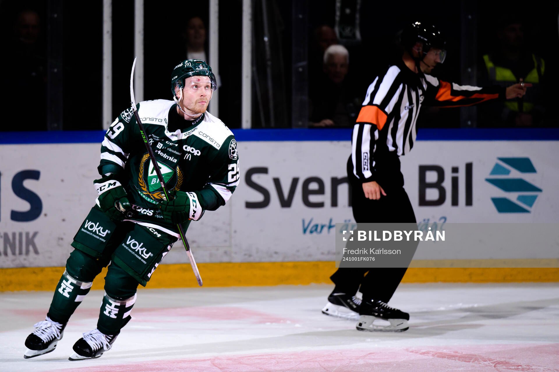Färjestads Oskar Steen jublar