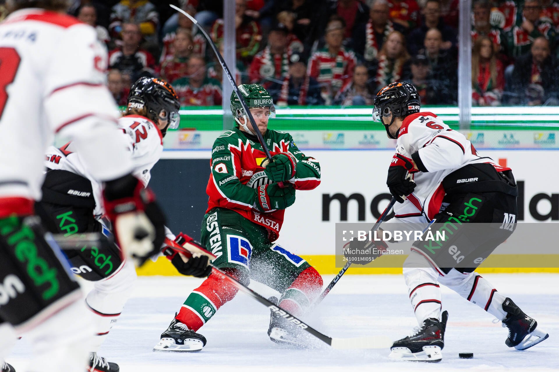 Frölundas Linus Weissbach och Örebros Filip Berglund