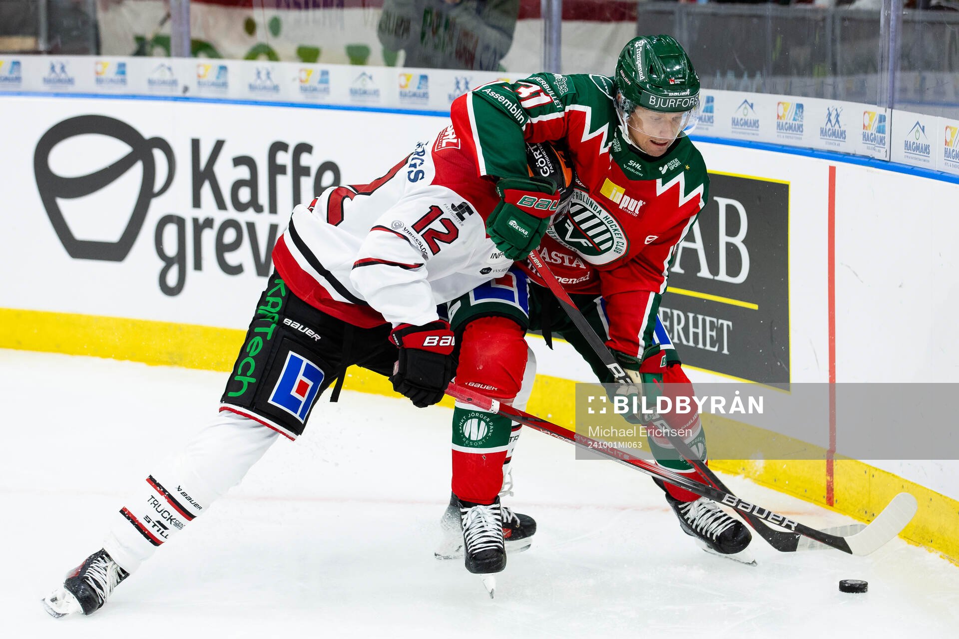 Örebros Noah Steen och Frölundas Nicklas Lasu