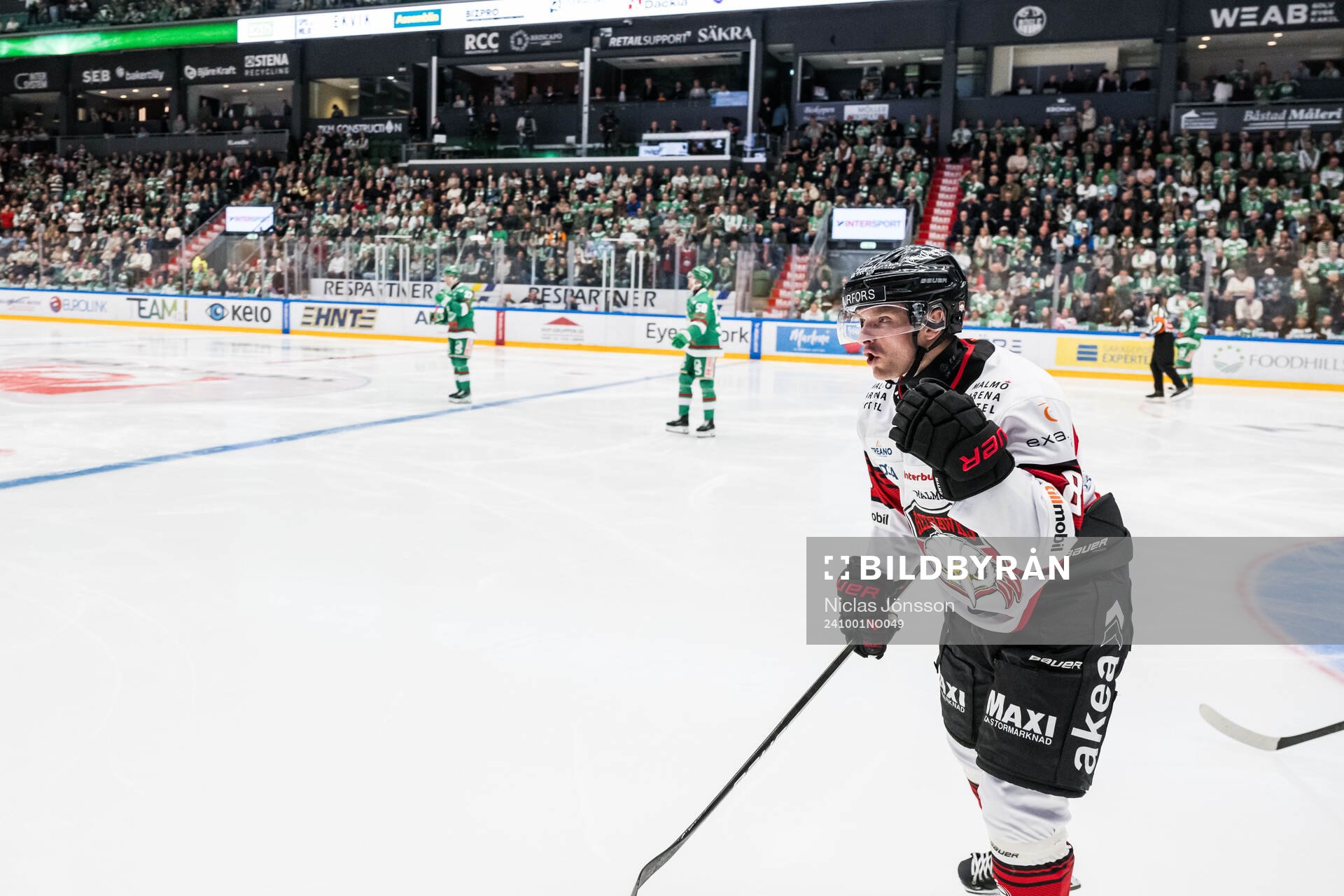 Malmö Redhawks Johan Olofsson jublar