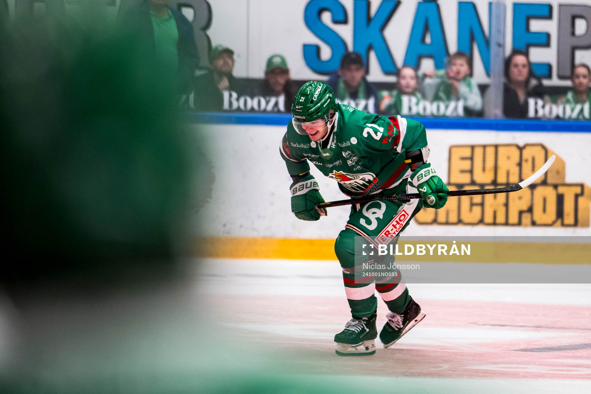 Rögles Henry Bowlby har ont