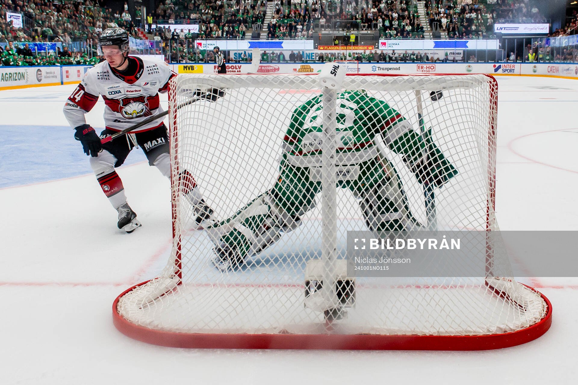 Malmö Redhawks Otto Stenberg gör avgörande målet