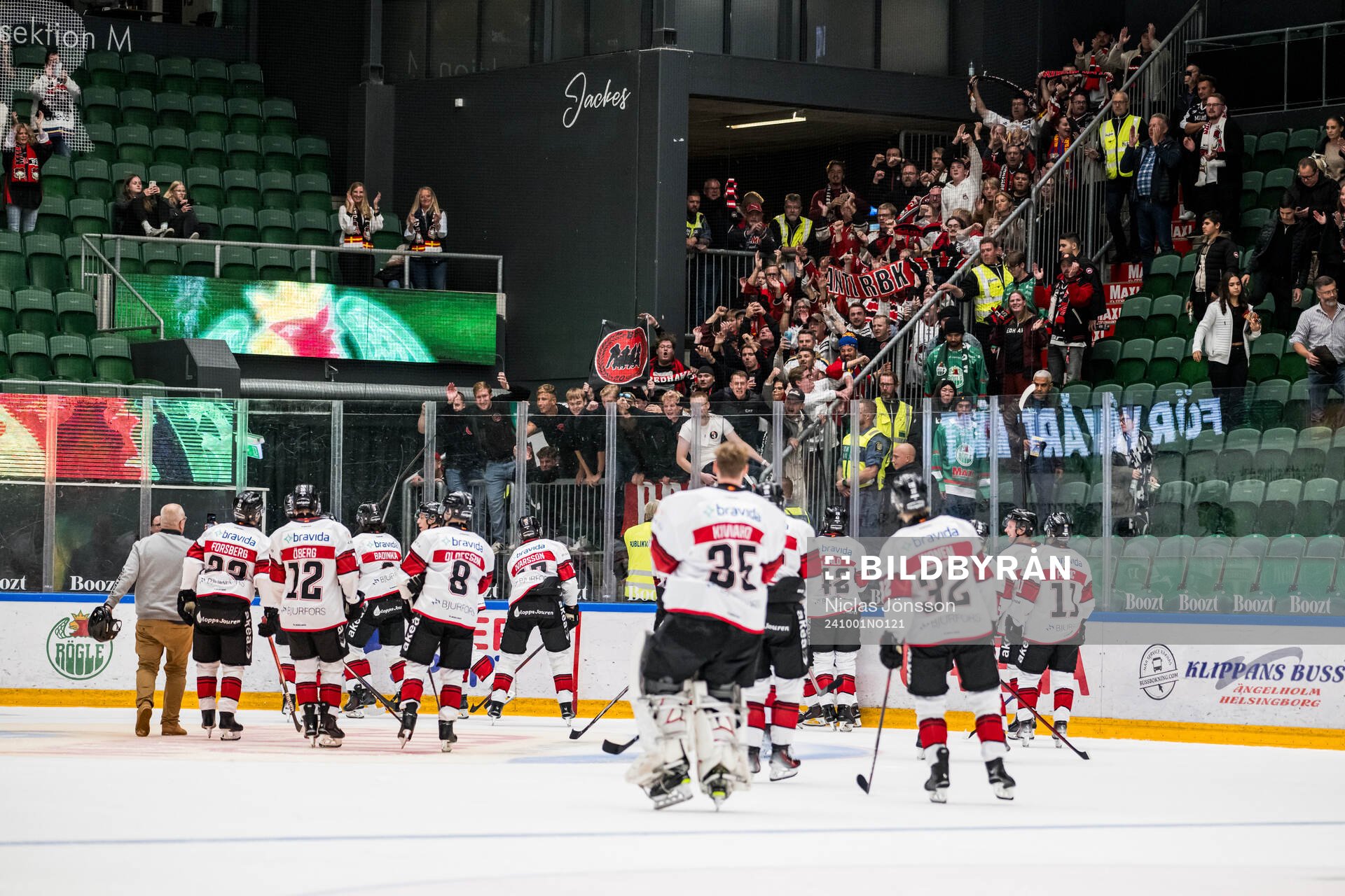 Malmö Redhawks spelarna jublar