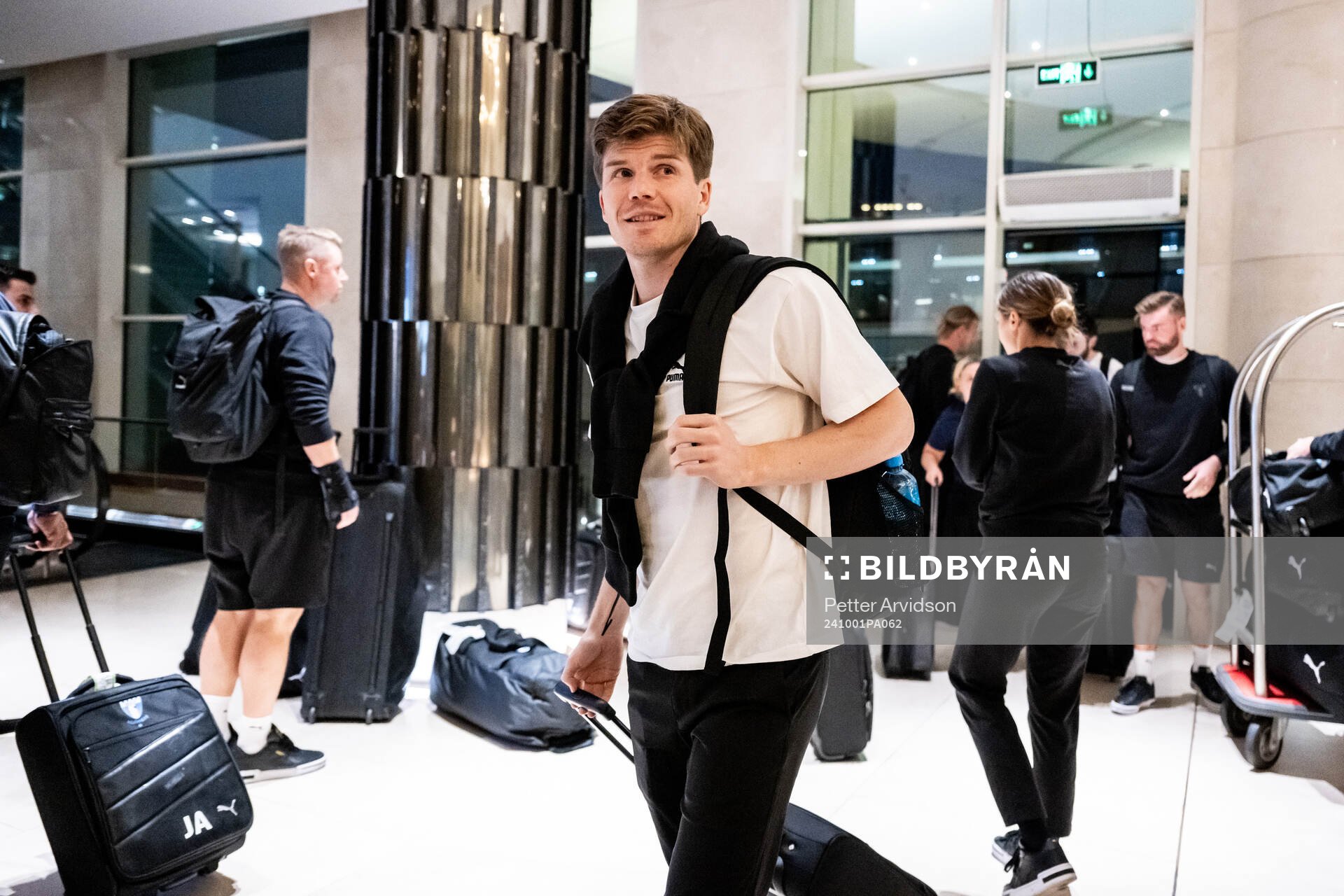 Oliver Berg of Malmö FF arrives in Baku