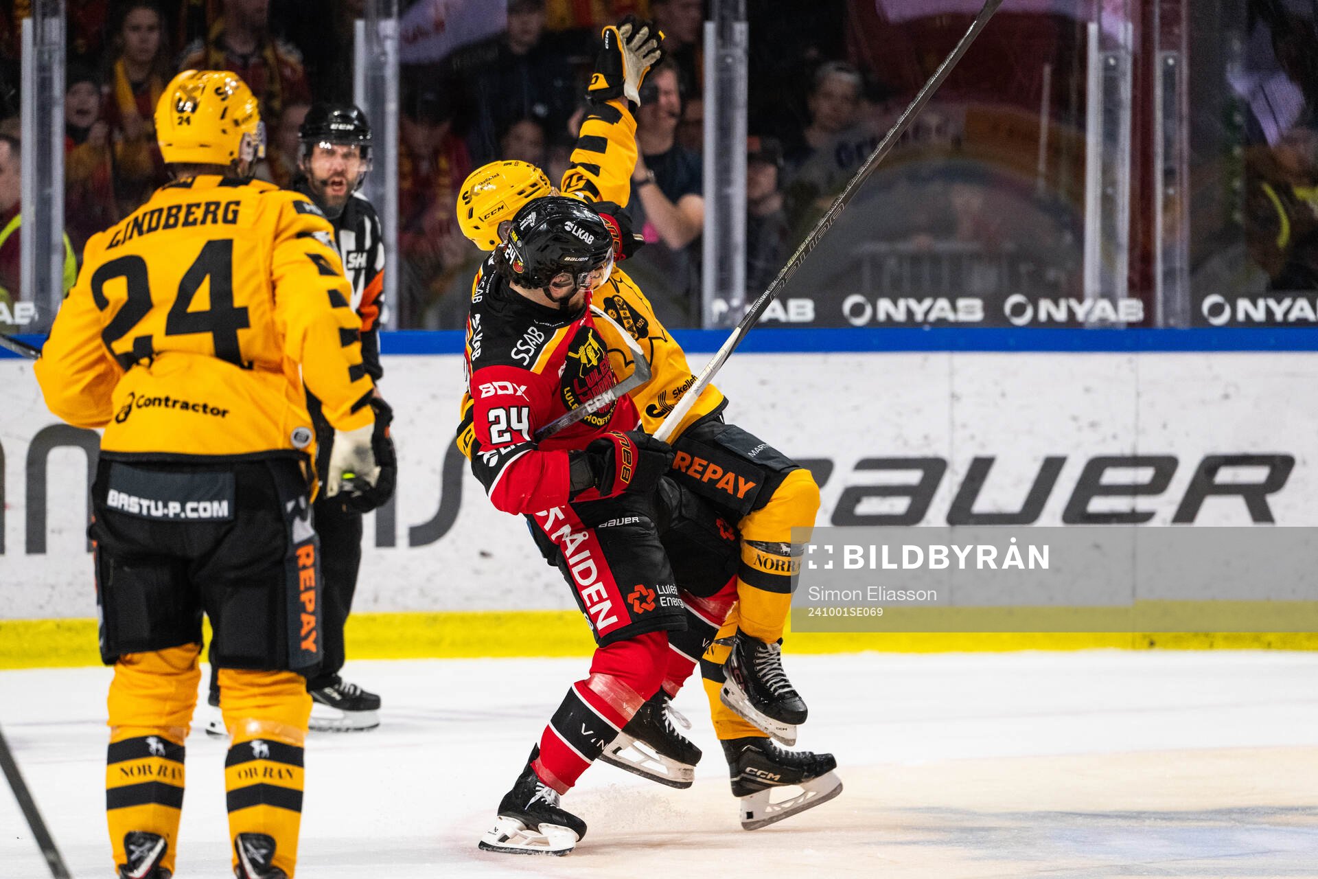 Luleås Brendan Shinnimin och Skellefteås Oskar Nilsson