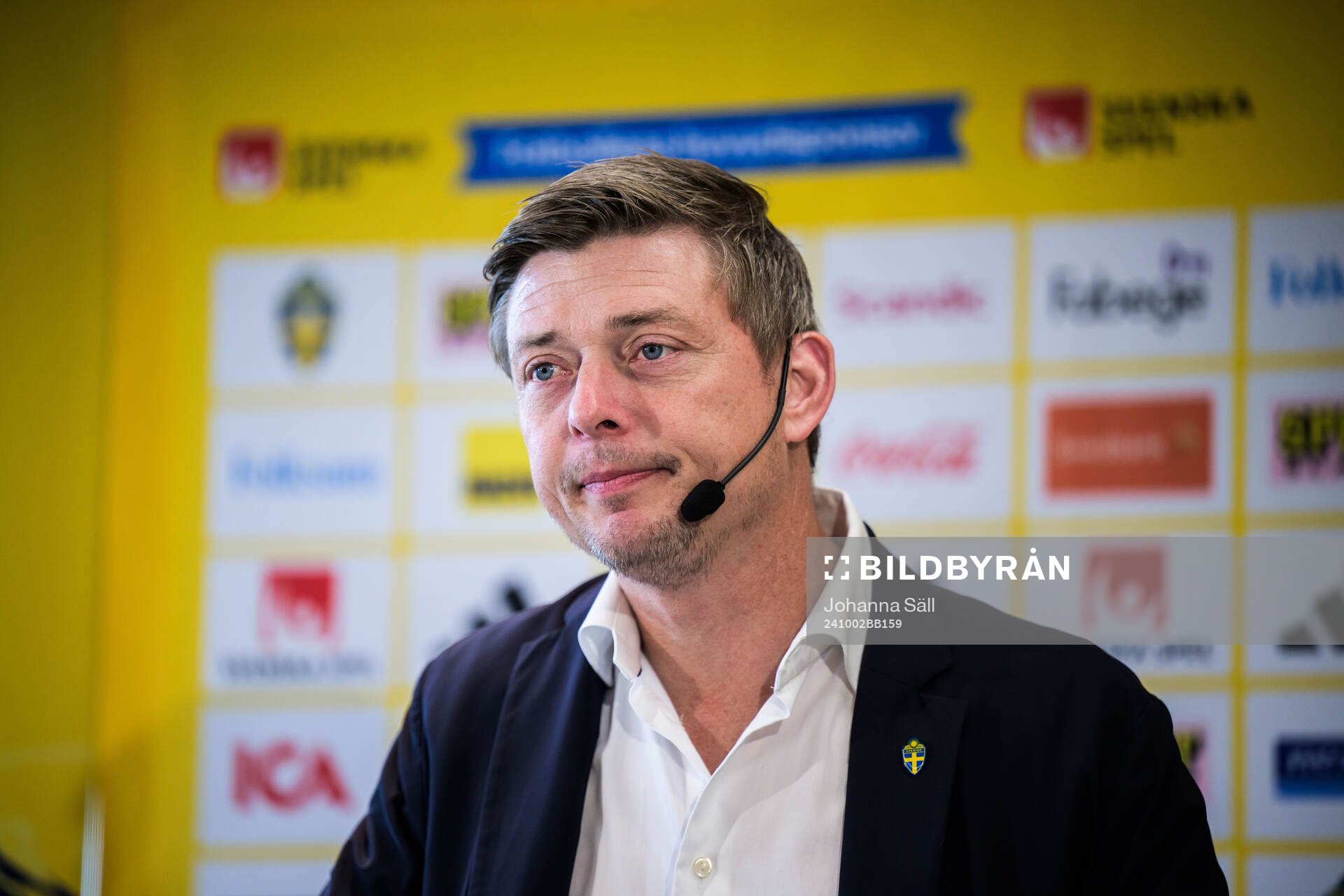 Head coach Jon Dahl Tomasson of the Swedish national