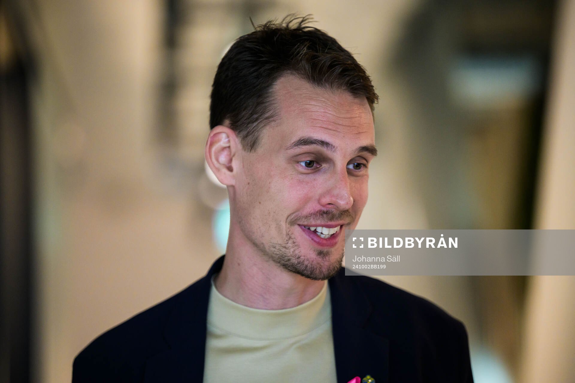 Head coach Daniel Bäckström of the